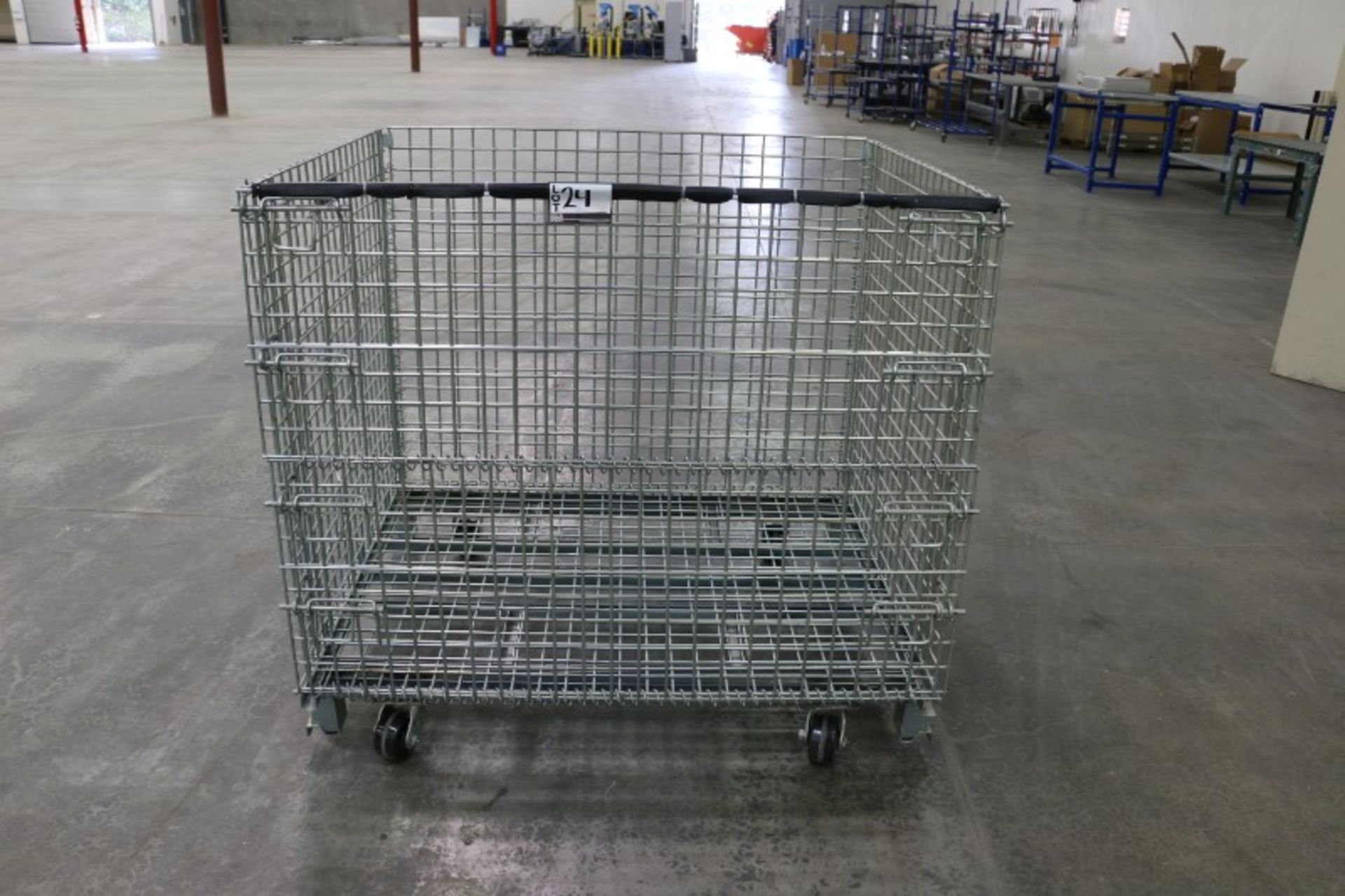 Rolling Wire Gaylord, 46"W x 39"L x 36"h, 2800lb capacity, collapsible