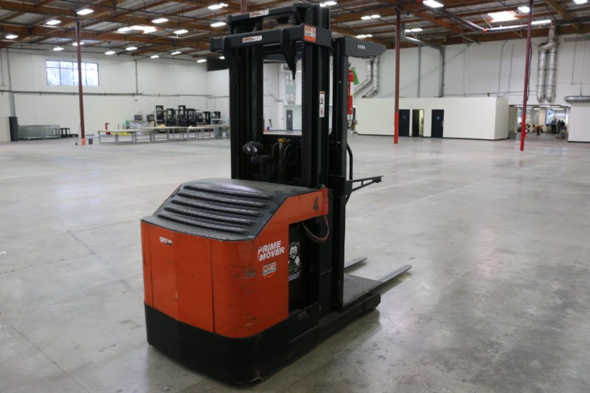 BT Prime Mover OPX30 Order Picker, electric, 3000lb capacity, s/n OPX3033086001, with battery & - Image 4 of 6