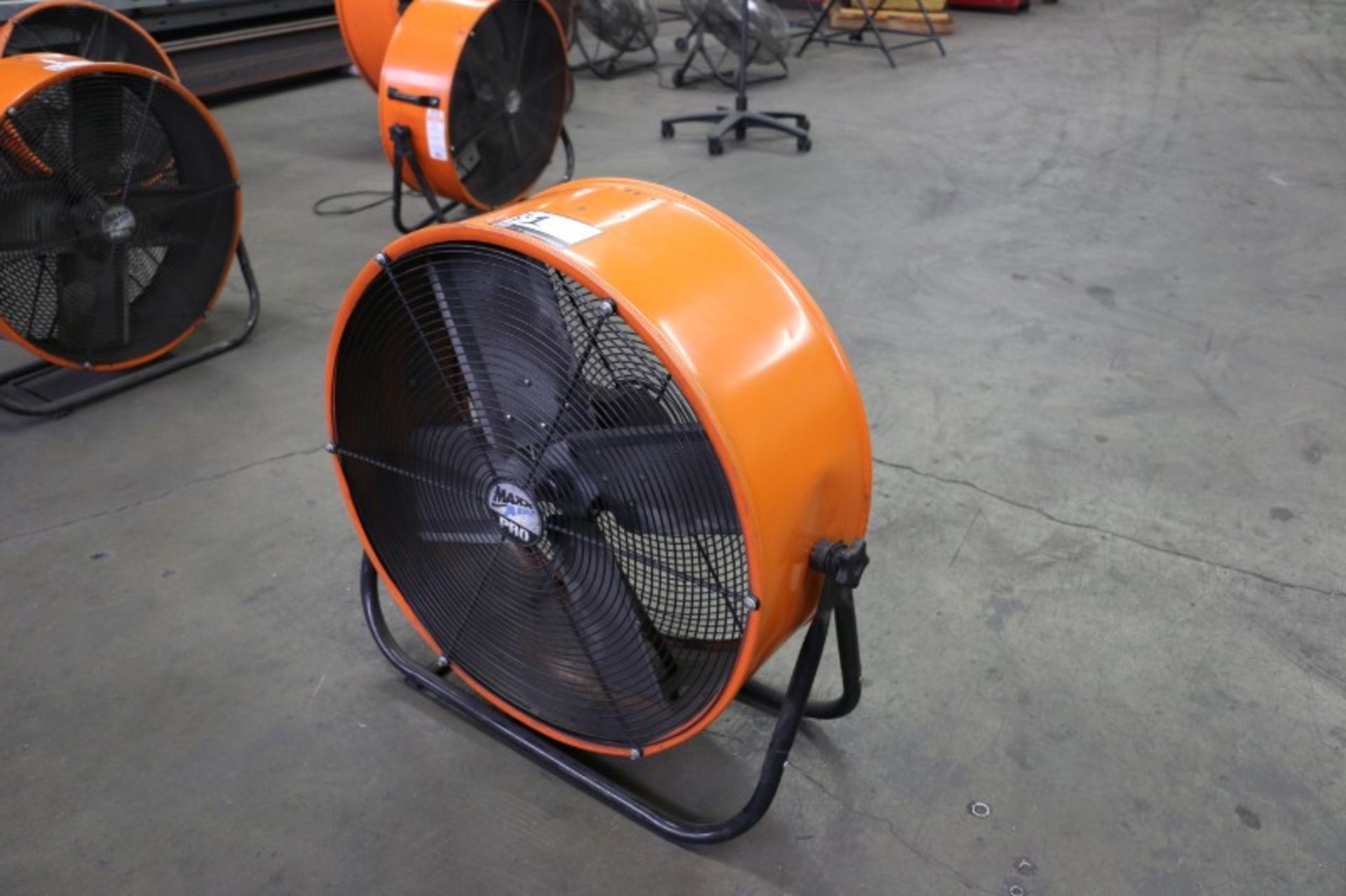 Maxx Air Pro 24" Shop Fan - Image 3 of 3