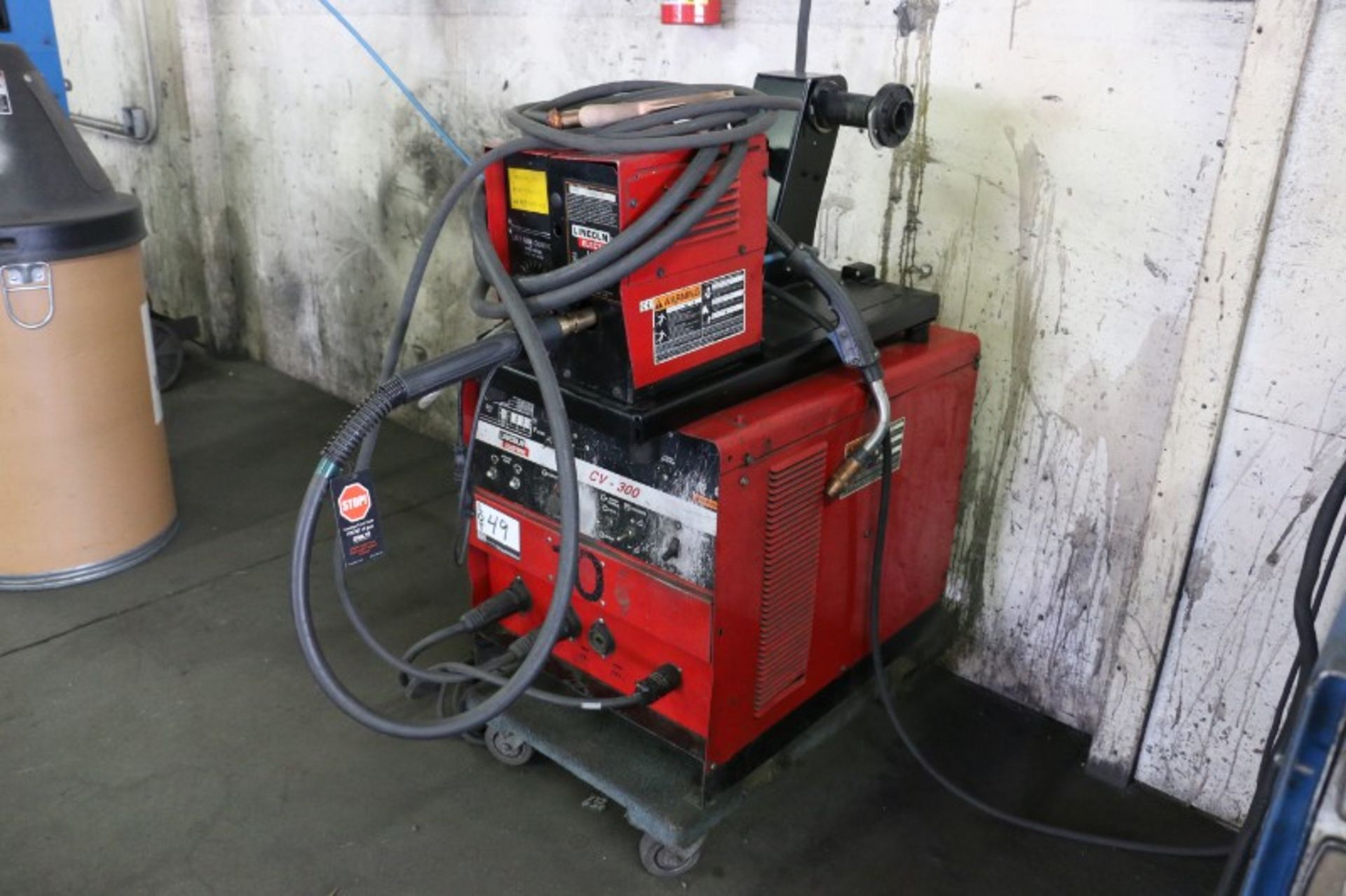 Lincoln Electric CV 300 Arc Welder S/N U1950908141 with Lincoln Electric LN-7 Wire Feeder S/N - Image 3 of 5