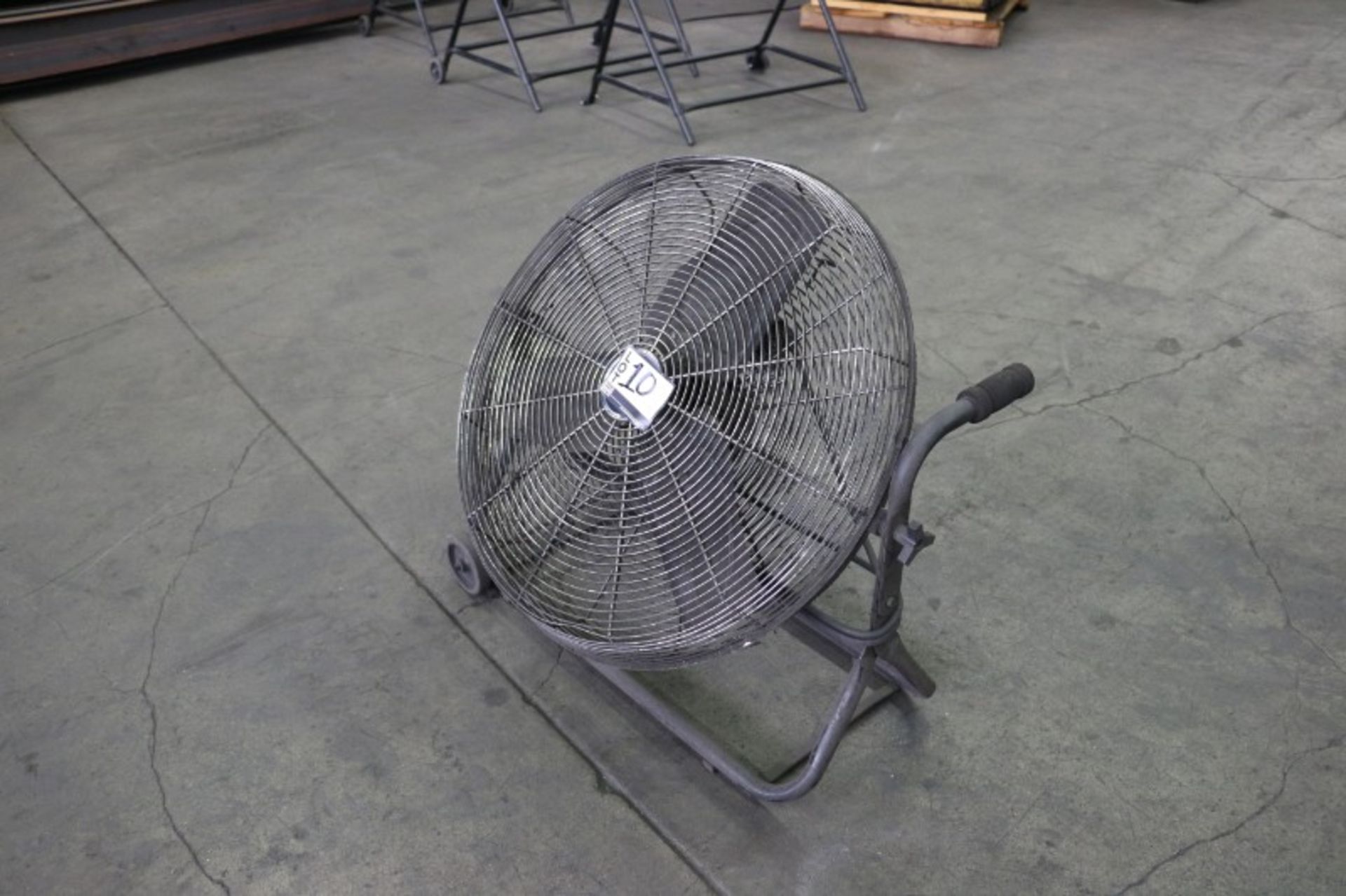 Dayton 24" Shop Fan - Image 3 of 3