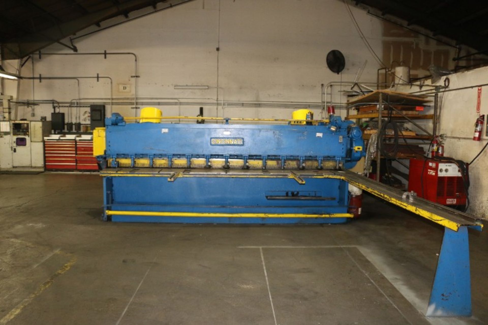 Cincinnati Model 1412 Mechanical Shear Equipped with Squaring Arm, Support Arms, S/N 13299 - Image 3 of 9