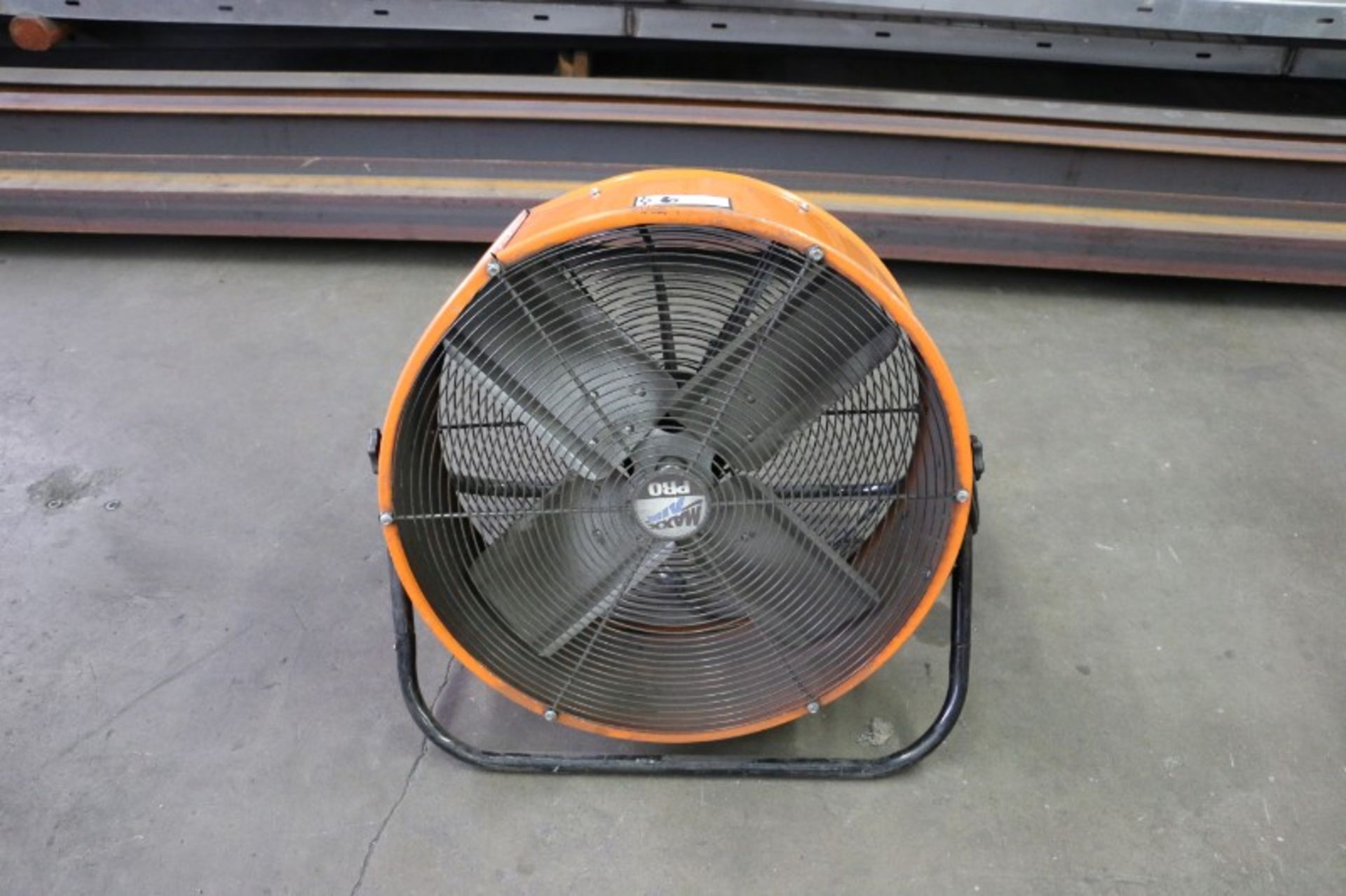 Maxx Air Pro 24" Shop Fan