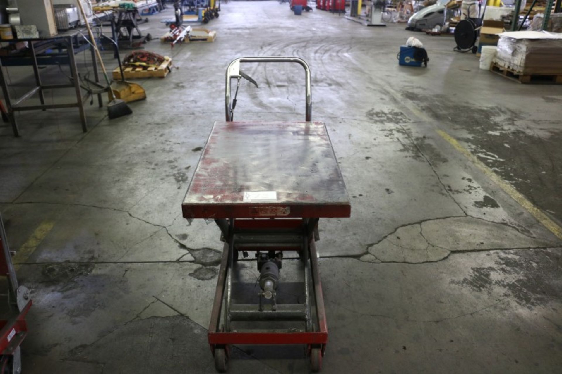 Uline H-1486 Lift Table 660lb Cap.