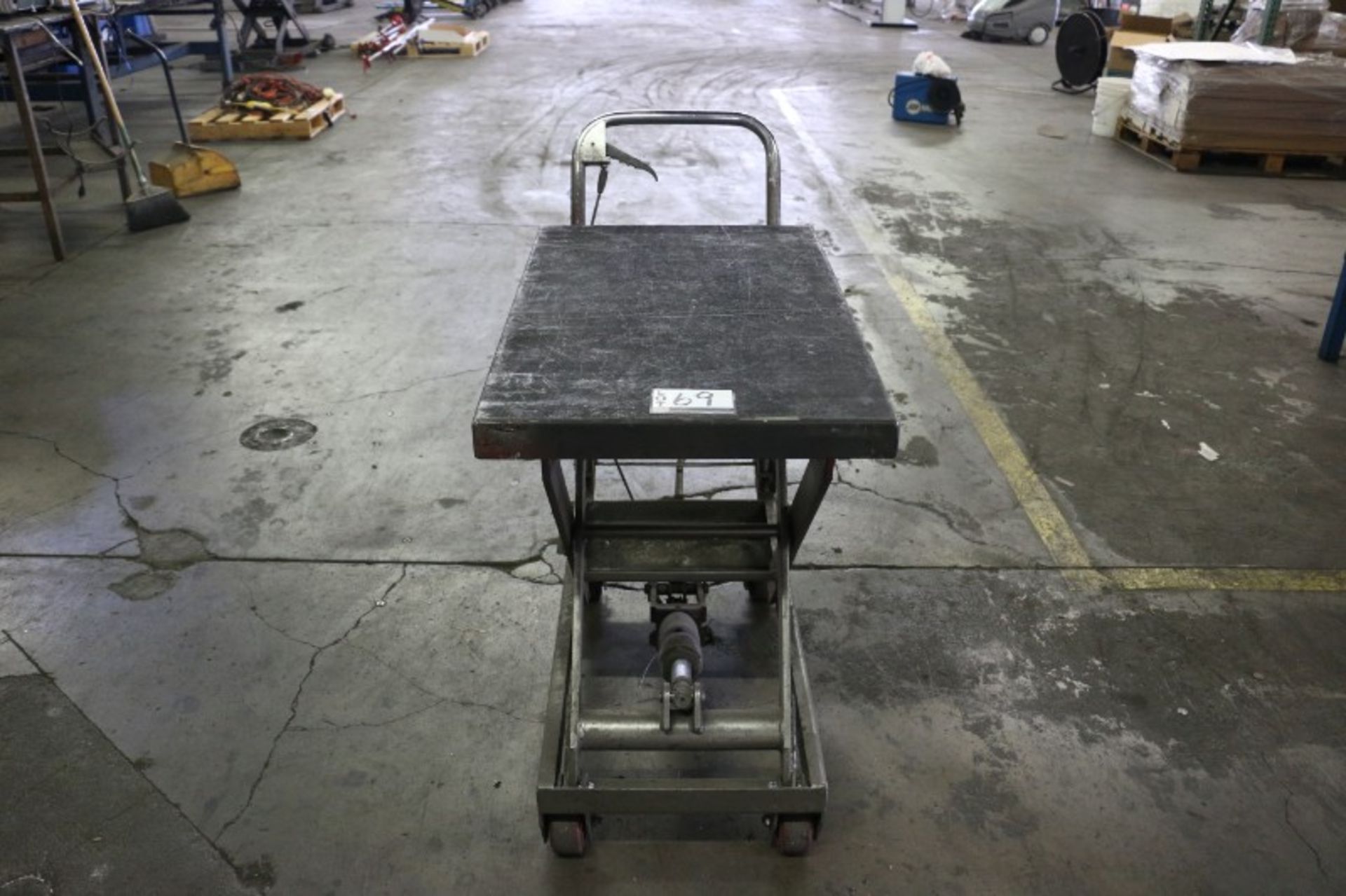 Uline H-1486 Lift Table 660lb Cap.