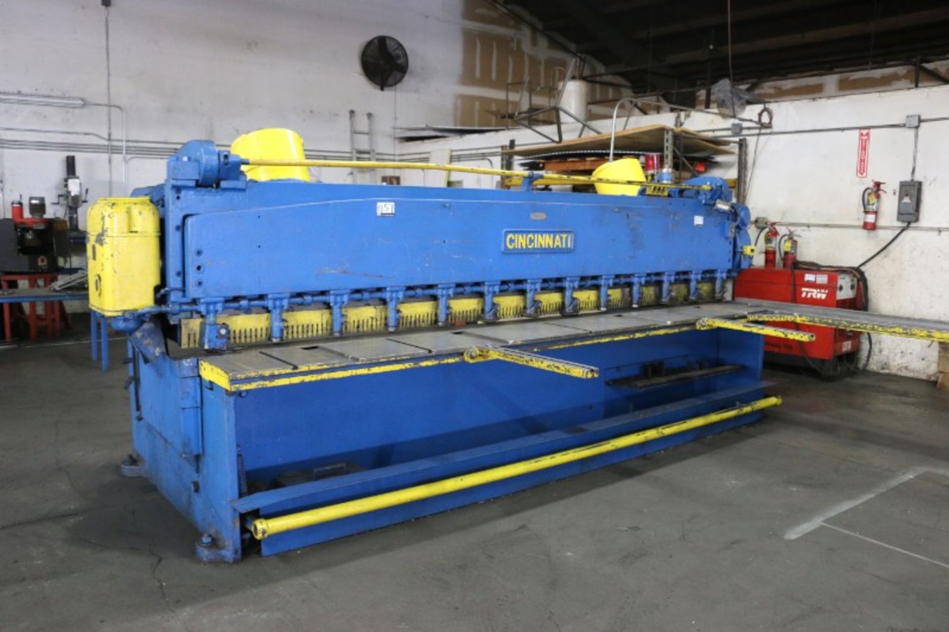 Cincinnati Model 1412 Mechanical Shear Equipped with Squaring Arm, Support Arms, S/N 13299 - Image 6 of 9