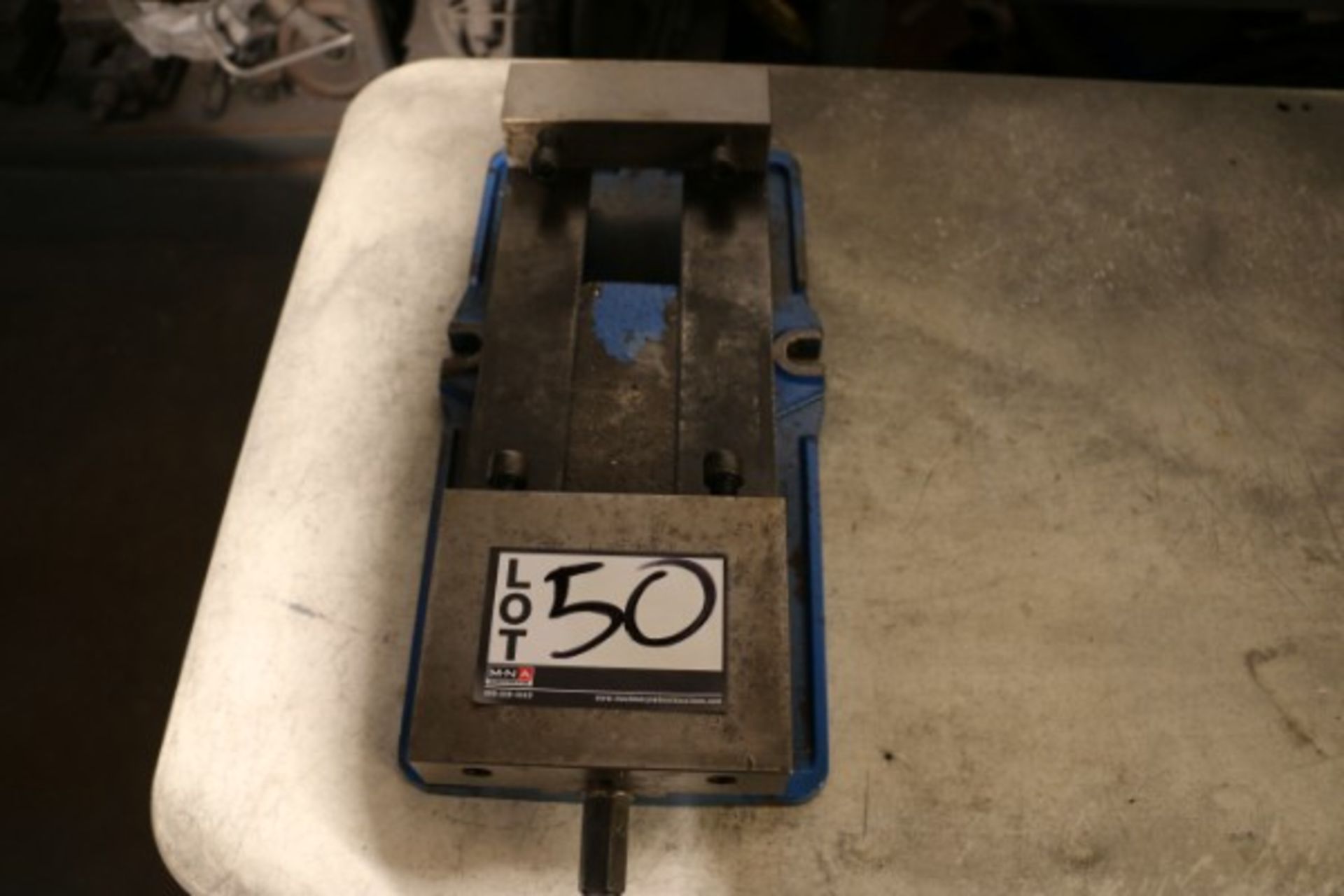 Kurt D675 6" Mill Vise, S/N 157937