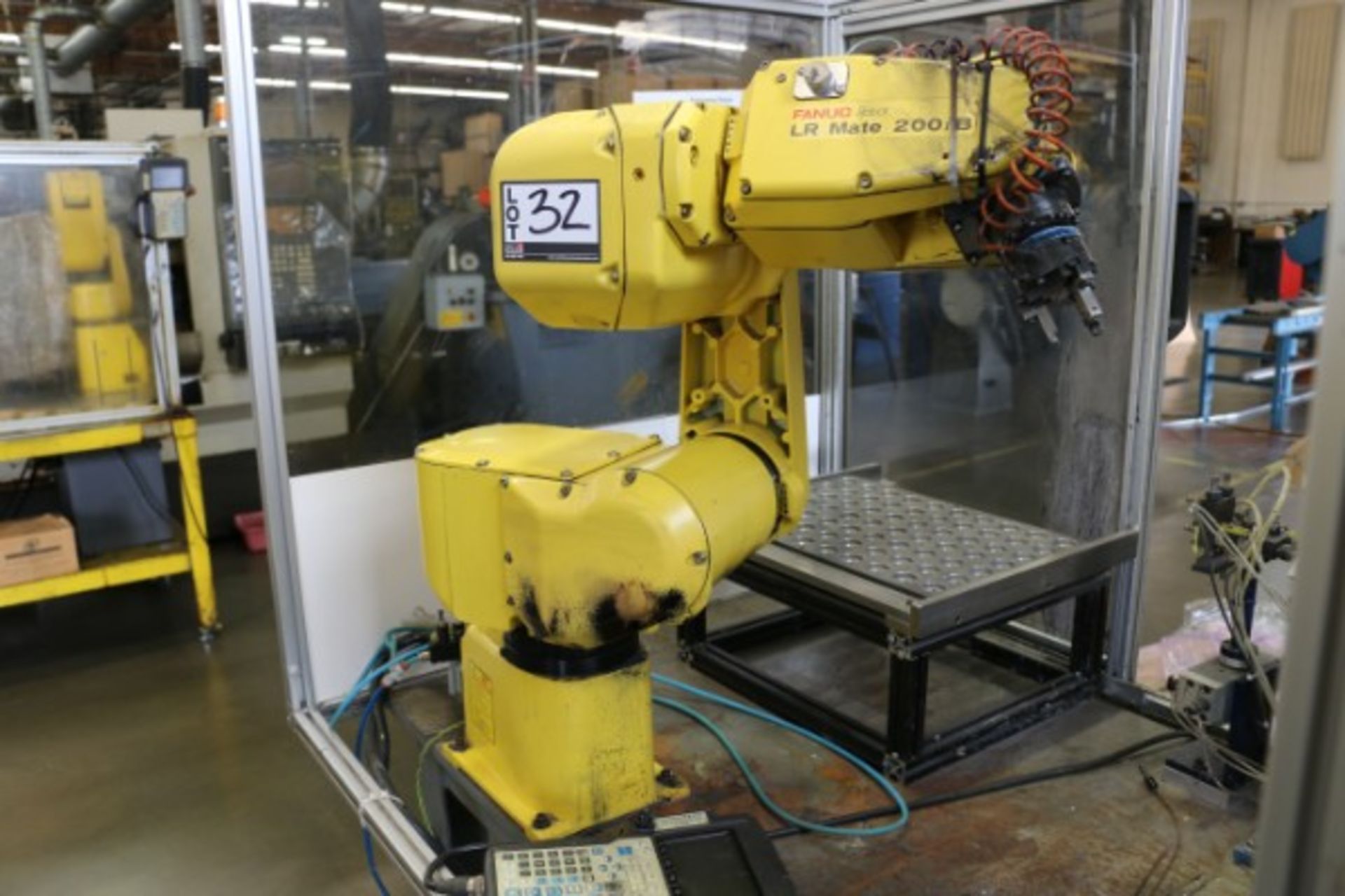 Fanuc LR Mate 200iB Robot, Fanuc System R-J3iB Mate, S/N E02900162, New 2002 - Image 4 of 8