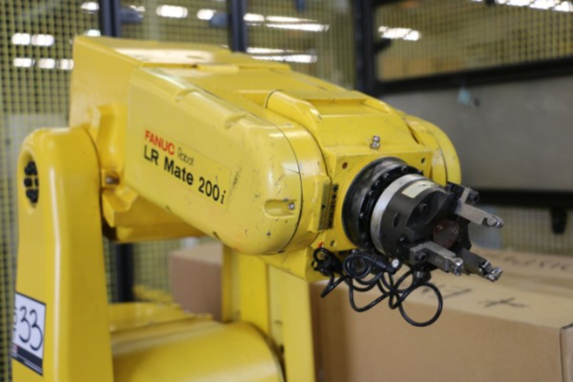 Fanuc LR Mate 200i Robot, Fanuc System R-J3 Mate, S/N E01901134 - Image 3 of 9