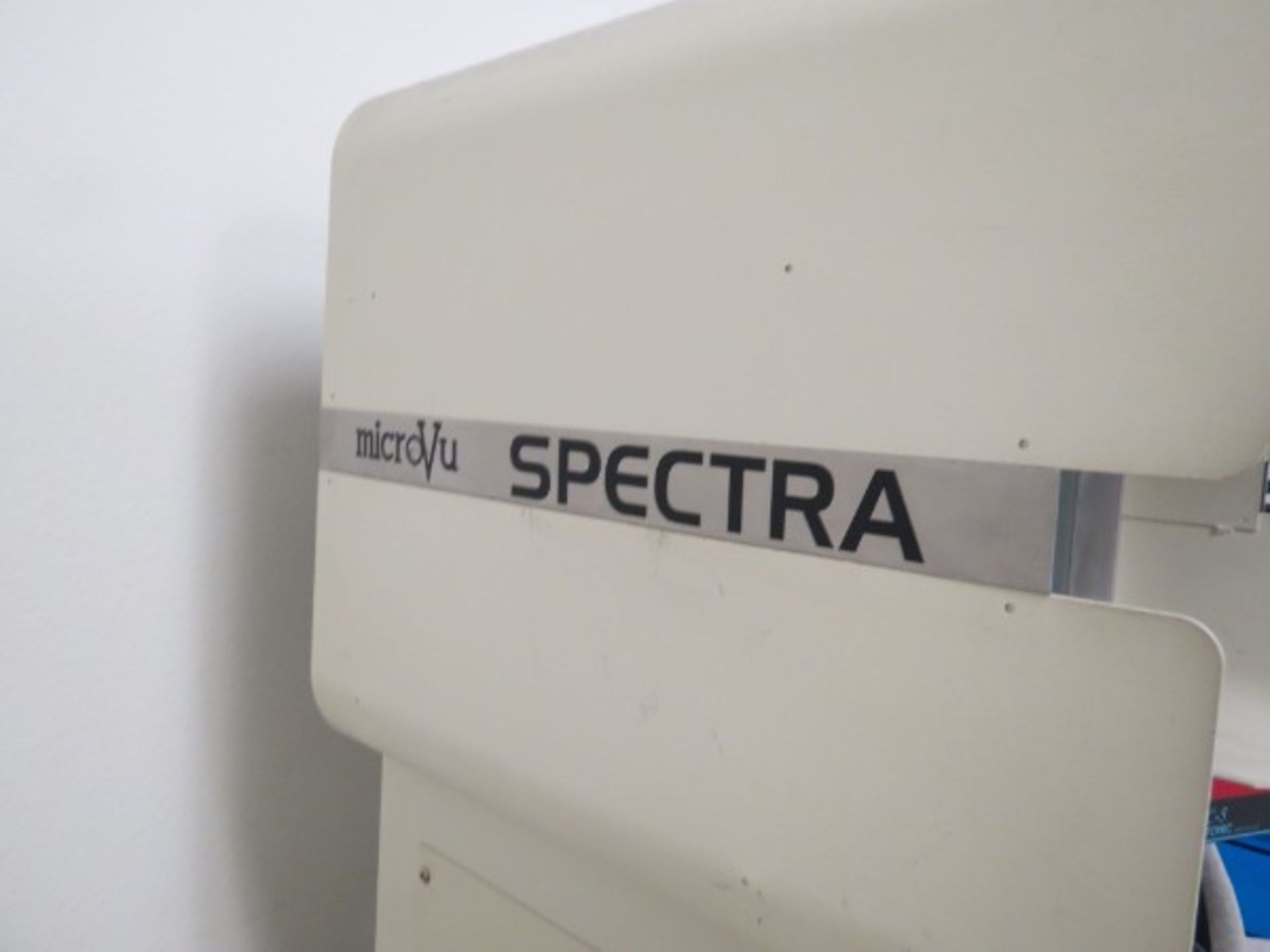MicroVu Spectra Optical Comparator with video display & Deltronic MPC-5 multi-function DRO - Image 6 of 6
