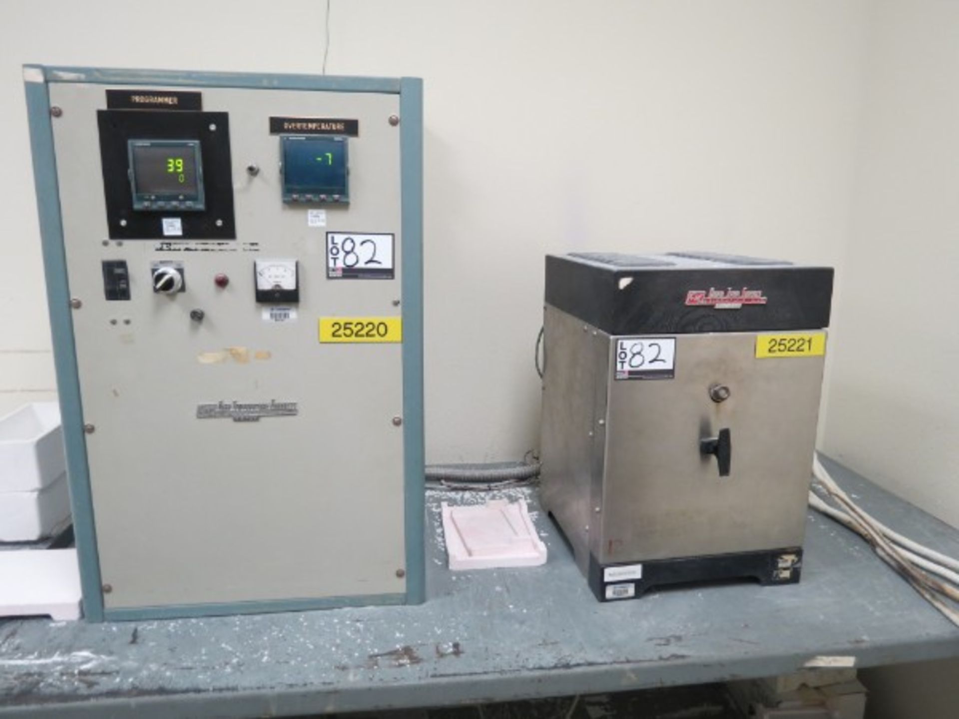 CM Furnaces Rapid Temp Box Furnace with control