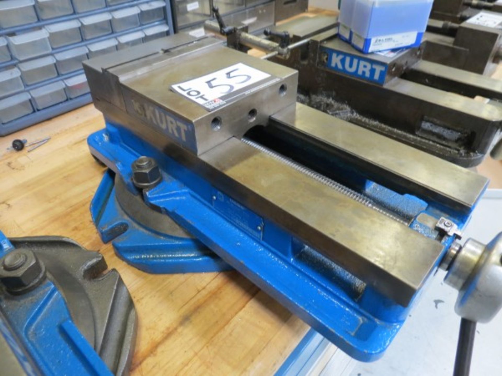Kurt D688 Mill Vise, S/N 66413, with Swivel Plate - Image 2 of 2