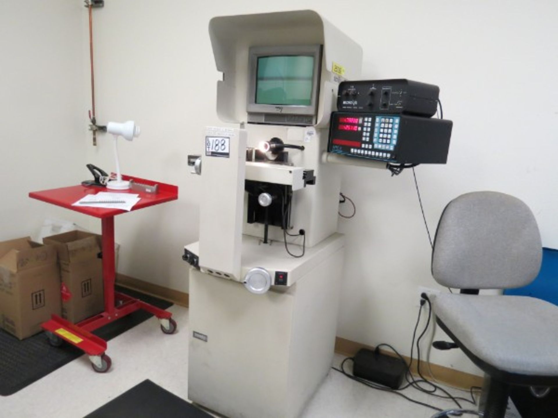 MicroVu Spectra Optical Comparator with video display & Deltronic MPC-5 multi-function DRO - Image 2 of 6