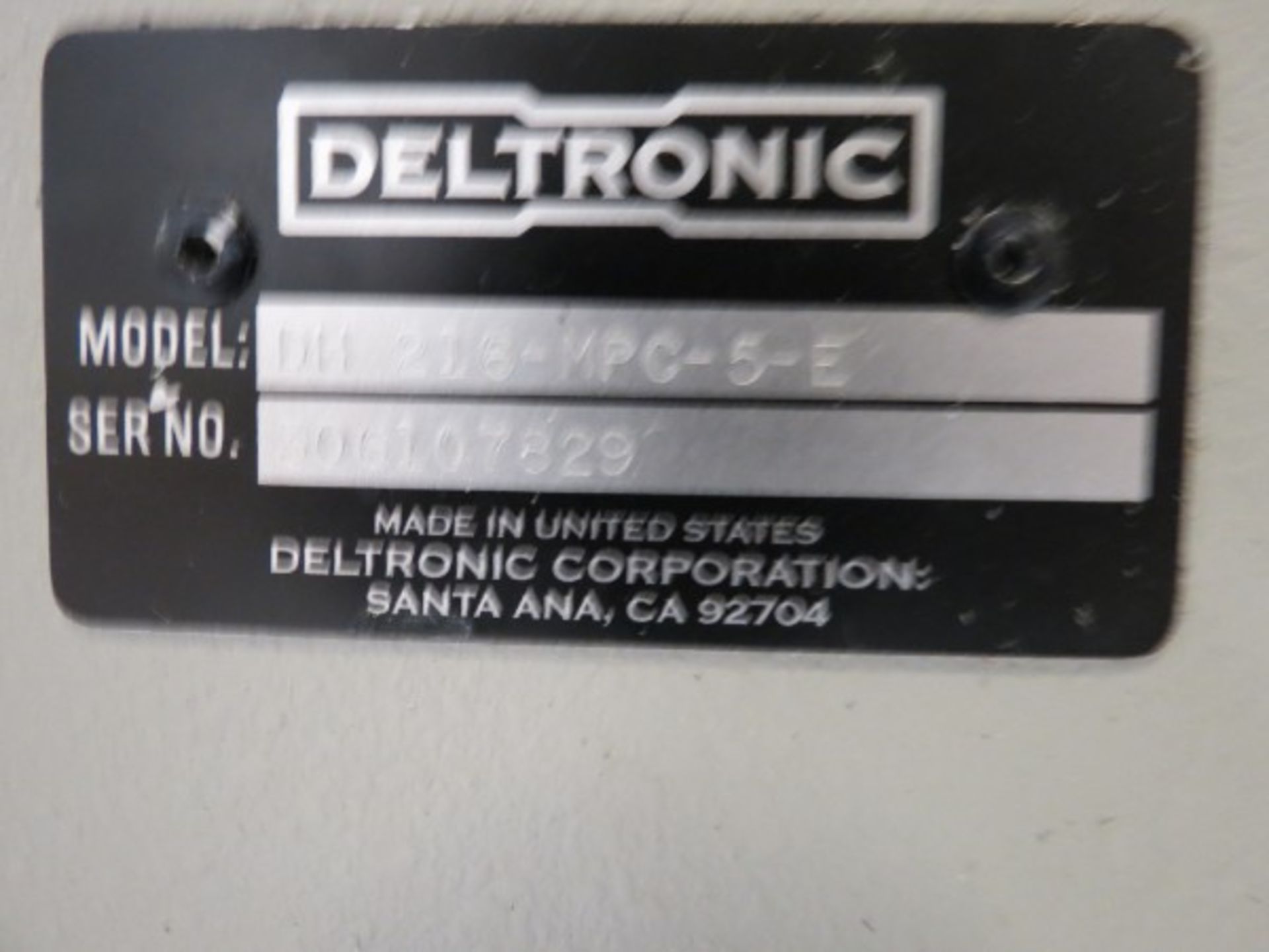 Deltronic DH216 16" Comparator, 50x magnifying lens, with DRO, S/N 306107829 - Image 5 of 5