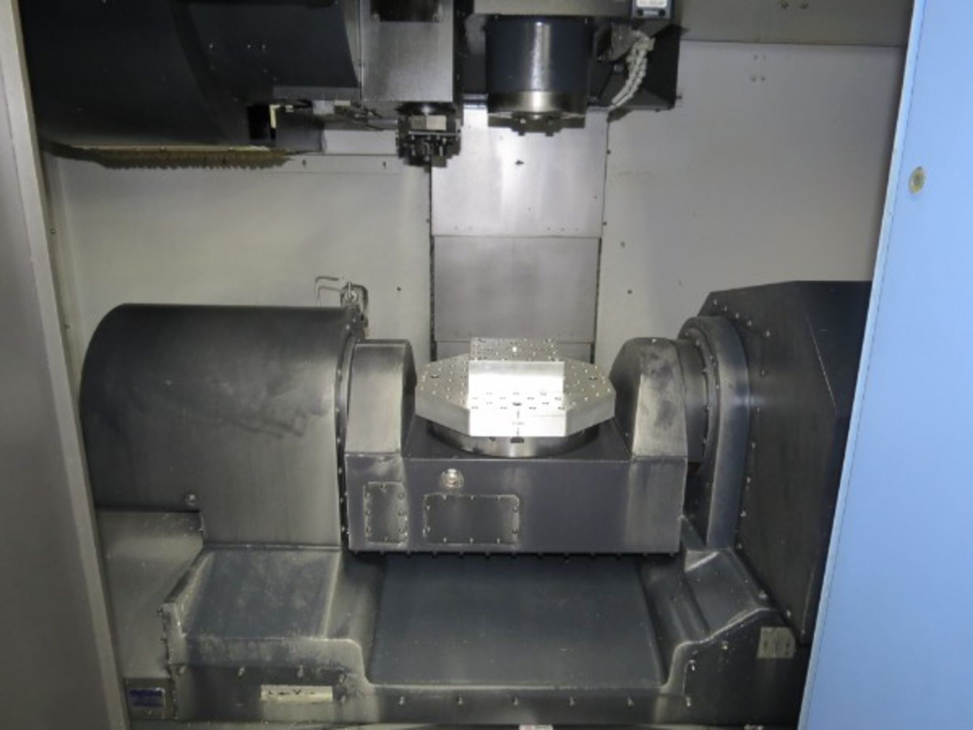 Doosan DNM350/5AX 5-Axis Vertical Machining Center, Fanuc control, w/Trunnion Tilt-table,23.6'' x - Image 7 of 11