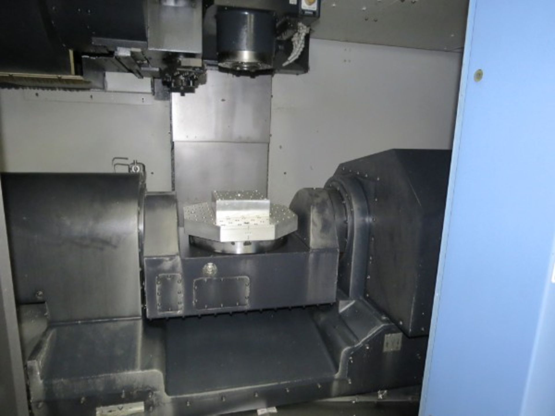 Doosan DNM350/5AX 5-Axis Vertical Machining Center, Fanuc control, w/Trunnion Tilt-table,23.6'' x - Image 8 of 11