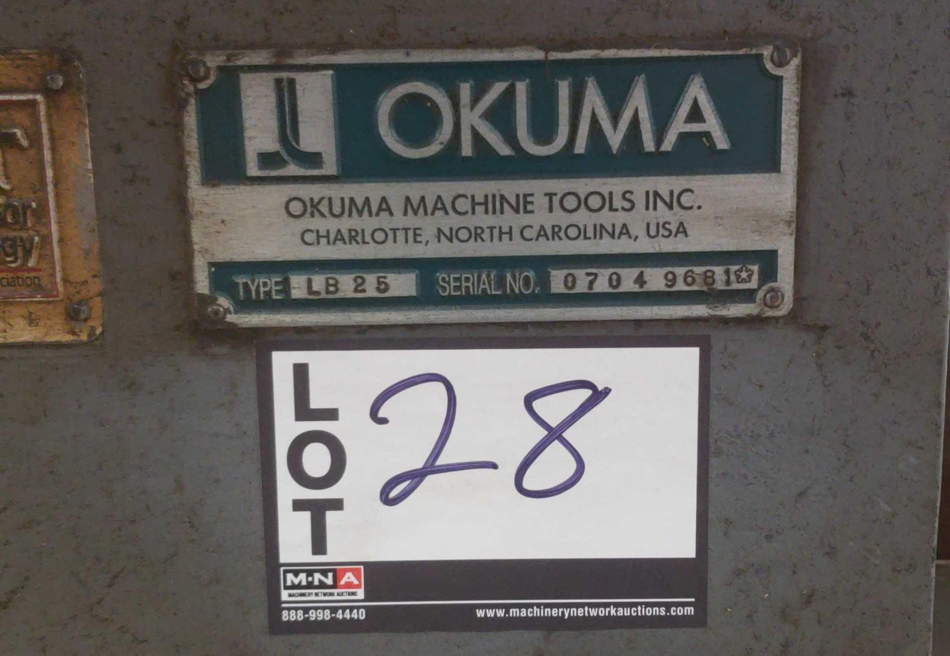 Okuma LB 25 2 Axis CNC lathe, 5020 control, chip conveyor, 10" chuck SN: 07049681 - Image 4 of 4