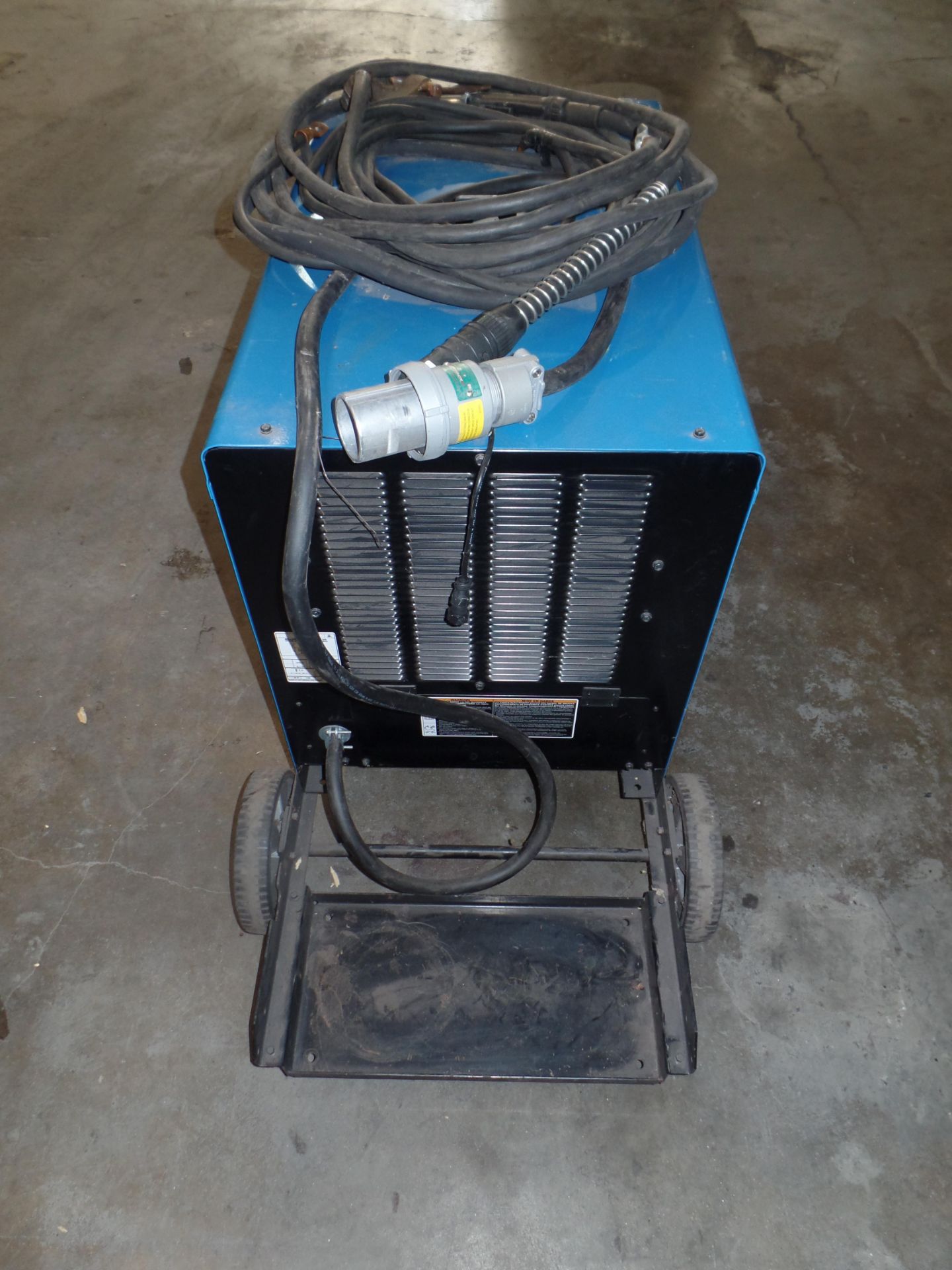 Deltaweld 452 MIG Welder S/N ME210141C (Located in Fort Worth, TX) - Image 3 of 5