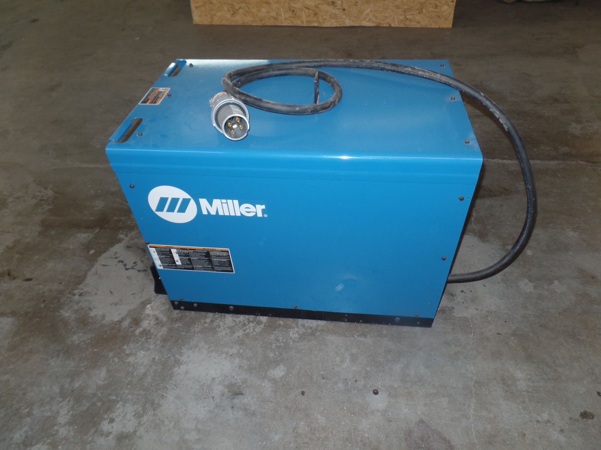 Deltaweld 452 MIG Welder S/N ME210142C (Located in Fort Worth, TX) - Image 5 of 6