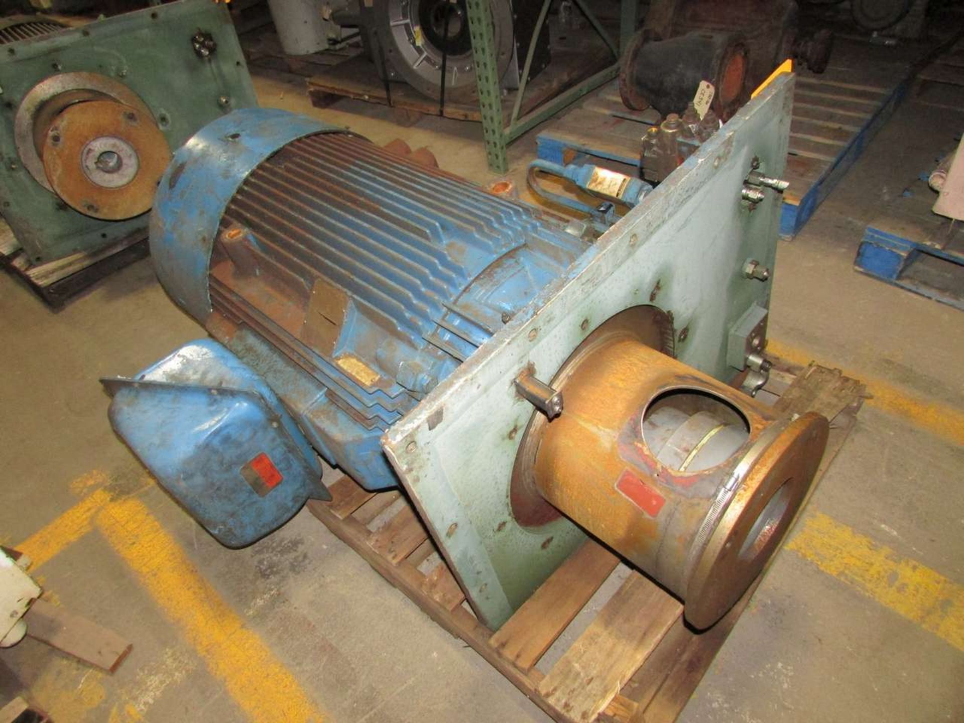 Reliance 250HP AC Electric Motor - Image 2 of 2