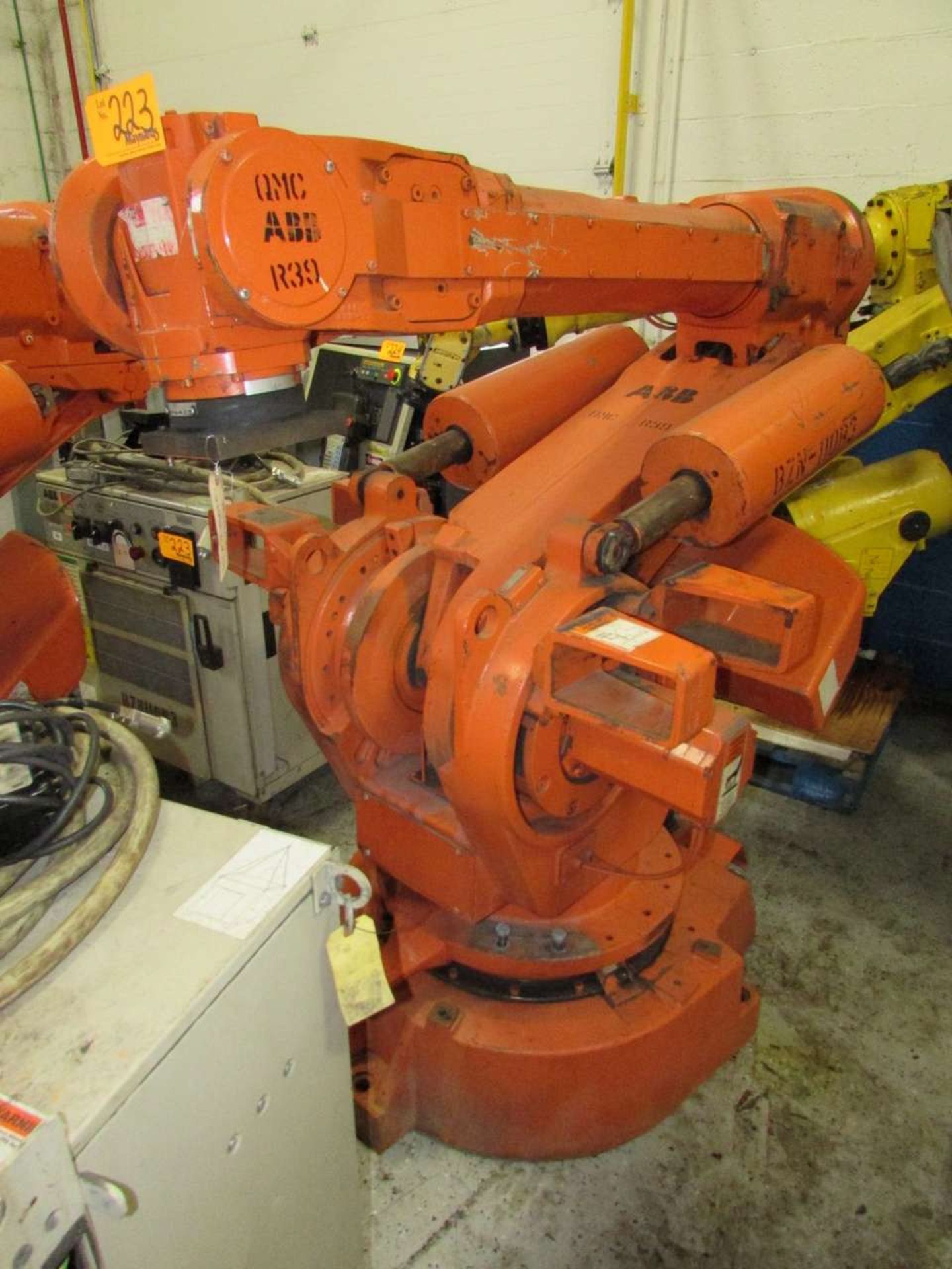 ABB IRB6400/2.4-150 M97 6 Axis Articulating Floor Mounted Robot