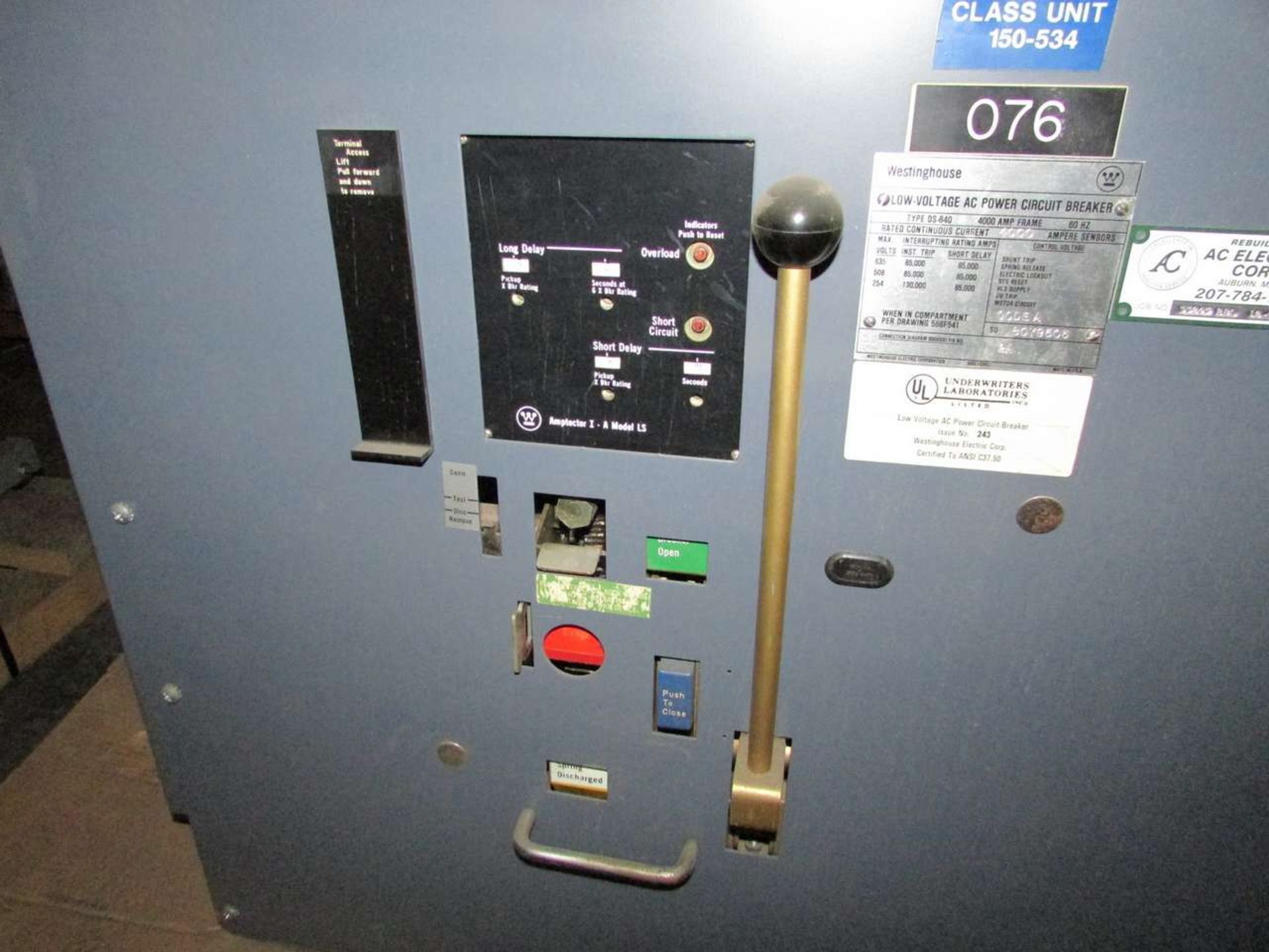 Westinghouse DS-840 Low Voltage Circuit Breaker - Image 2 of 2