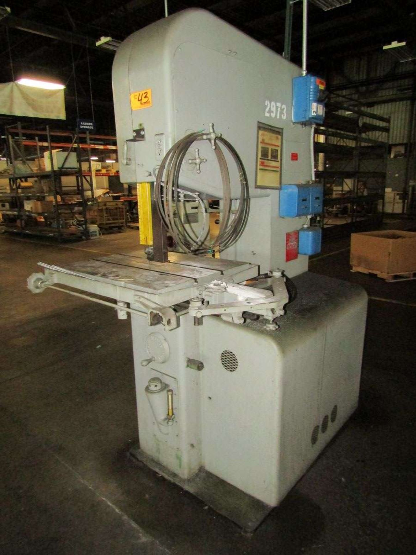 DoAll 2612-2H Vertical Bandsaw