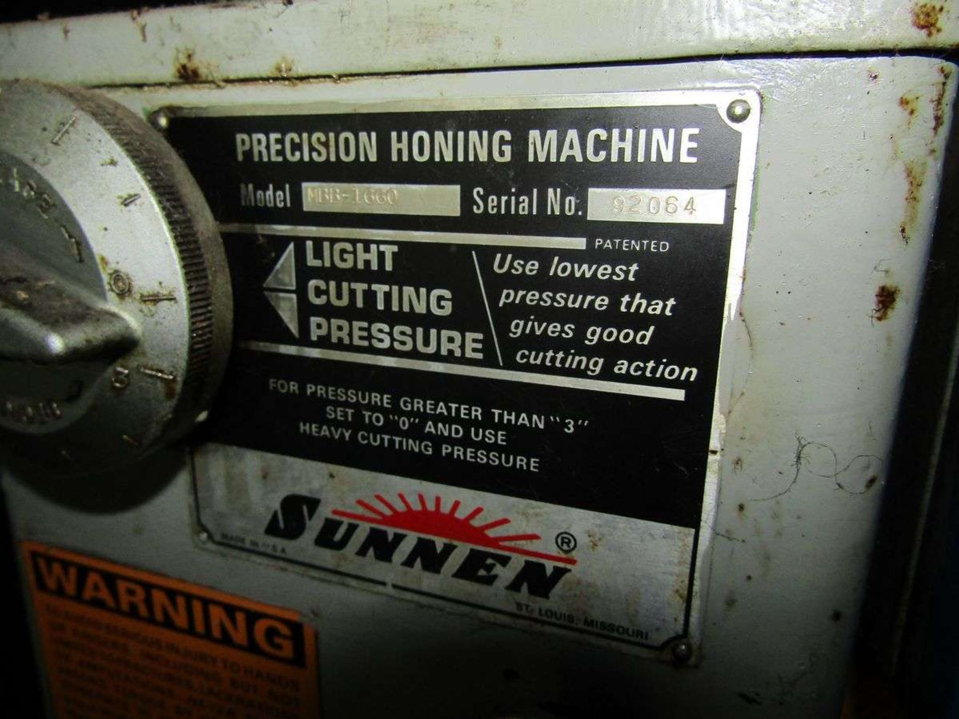 Sunnen MBB-1660 Precision Honing Machine - Image 3 of 3