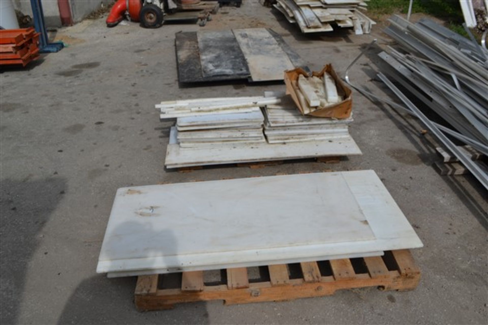 (4) Pallets ABS & Teflon Polycarbonate - Image 3 of 3