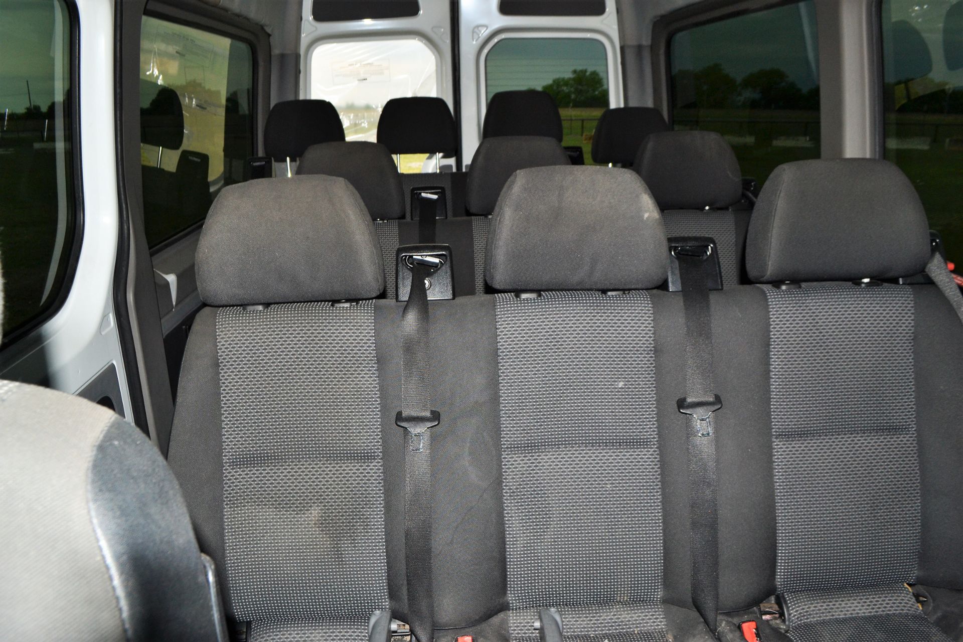 2011 Mercedes Benz Sprinter 2500 Bluetech Bus - Image 4 of 6