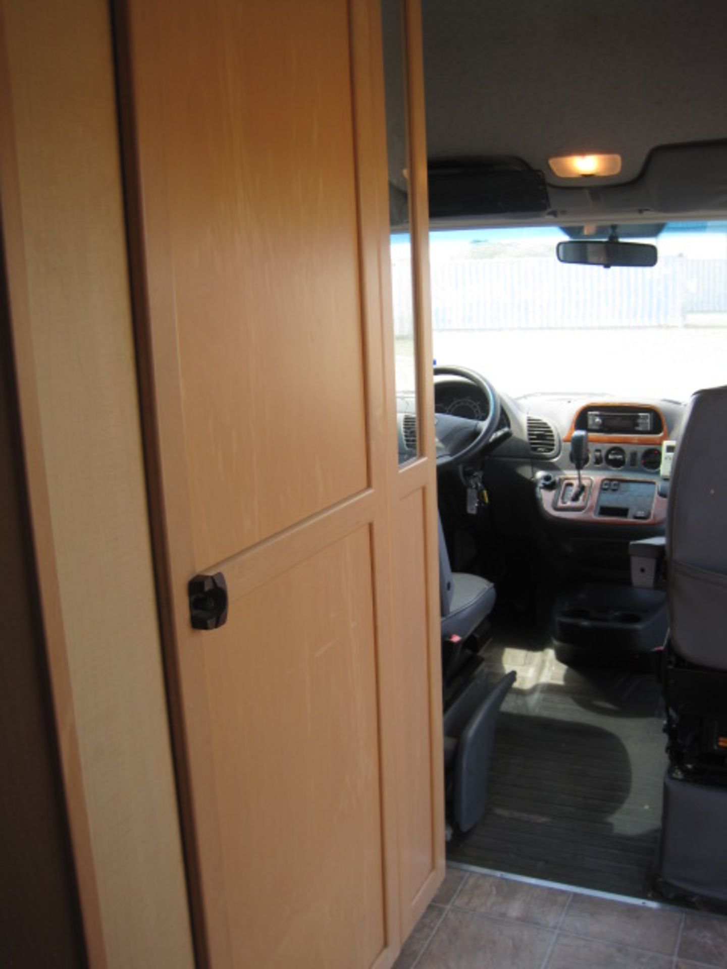 2005 Dodge Sprinter 2500 Pleasure Plateau 15 Motor Home - Image 18 of 27