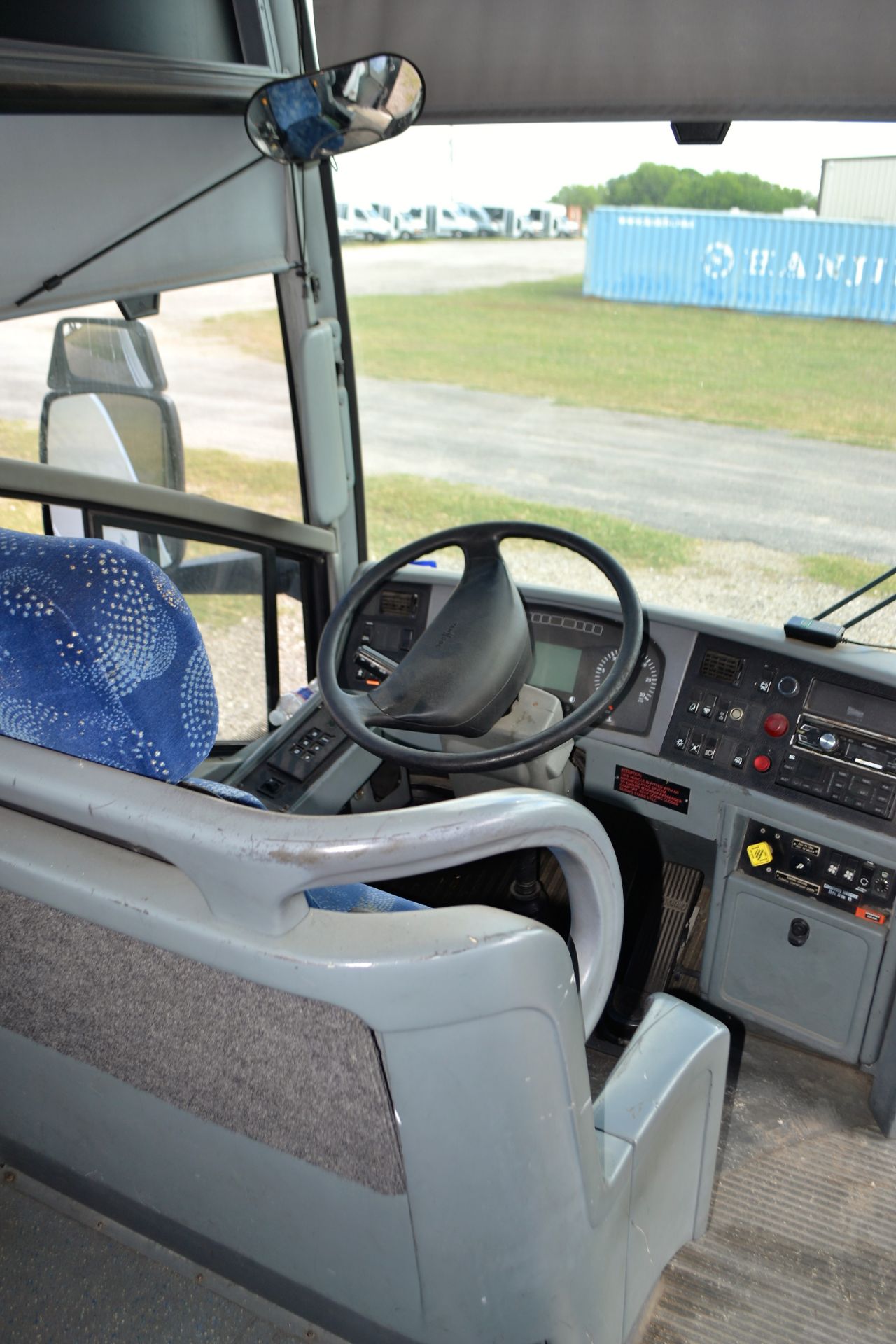 2006 Van Hool Commuter Bus # 257 - Image 6 of 18