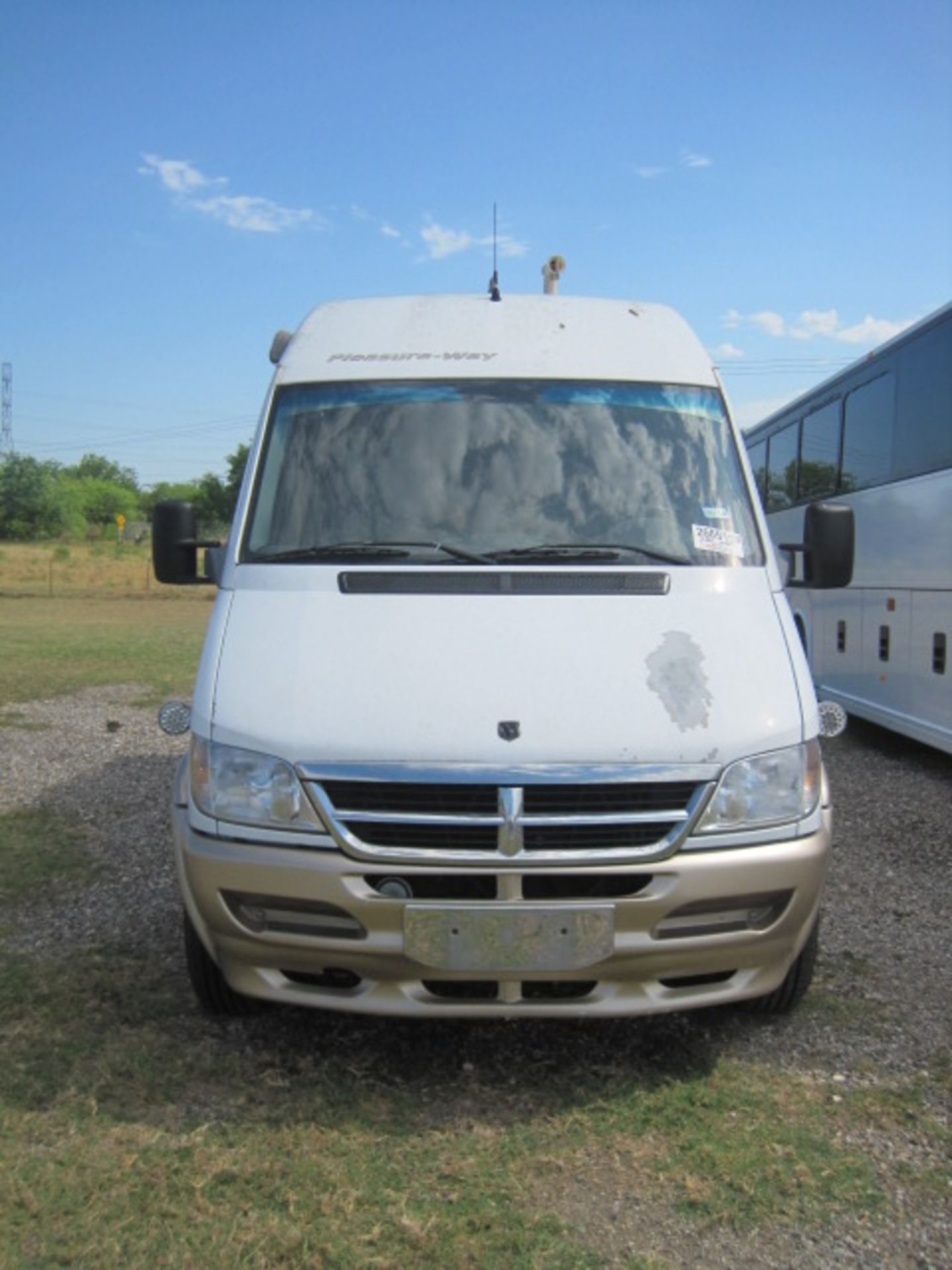 2005 Dodge Sprinter 2500 Pleasure Plateau 15 Motor Home - Image 2 of 27