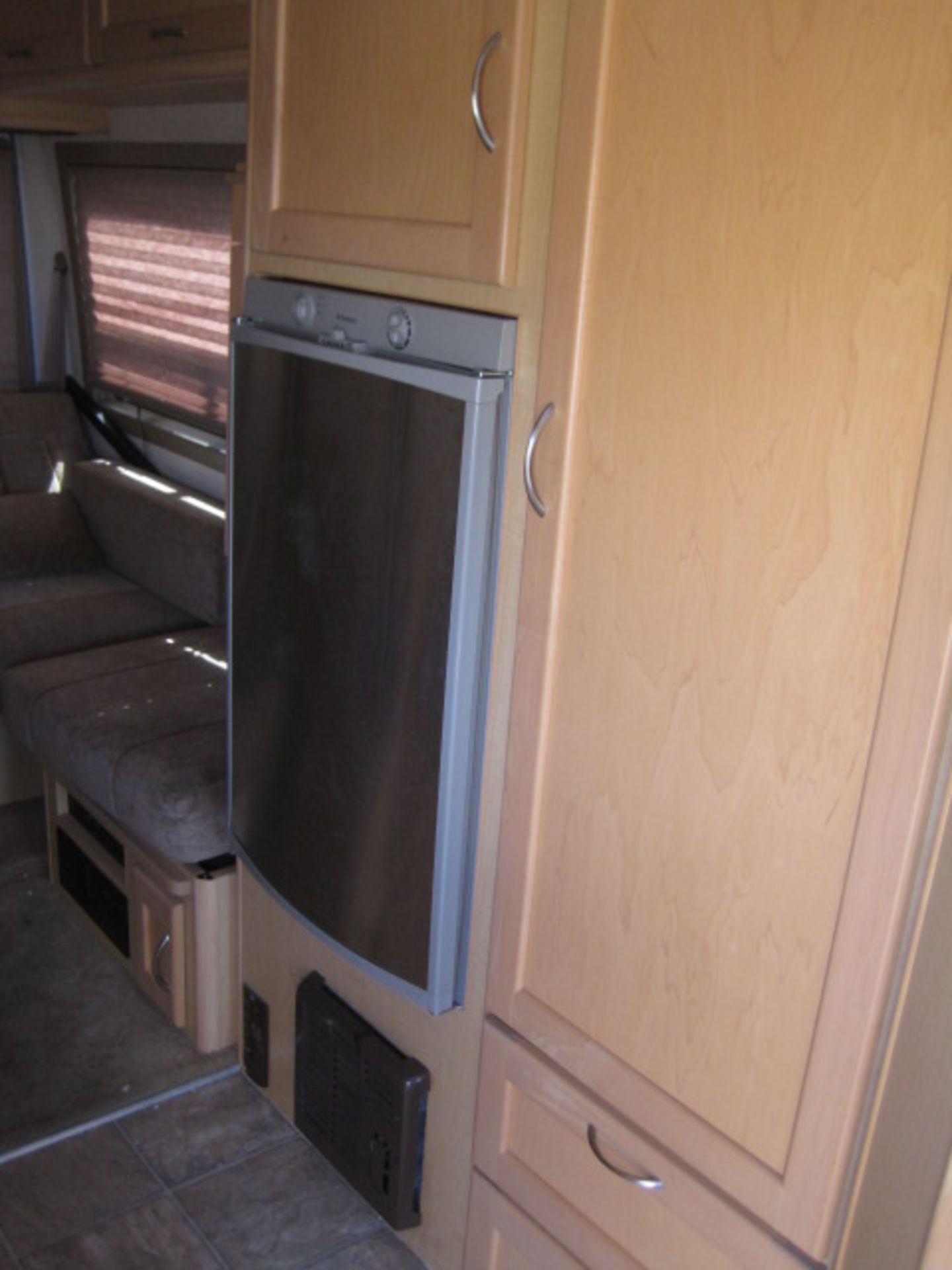 2005 Dodge Sprinter 2500 Pleasure Plateau 15 Motor Home - Image 21 of 27