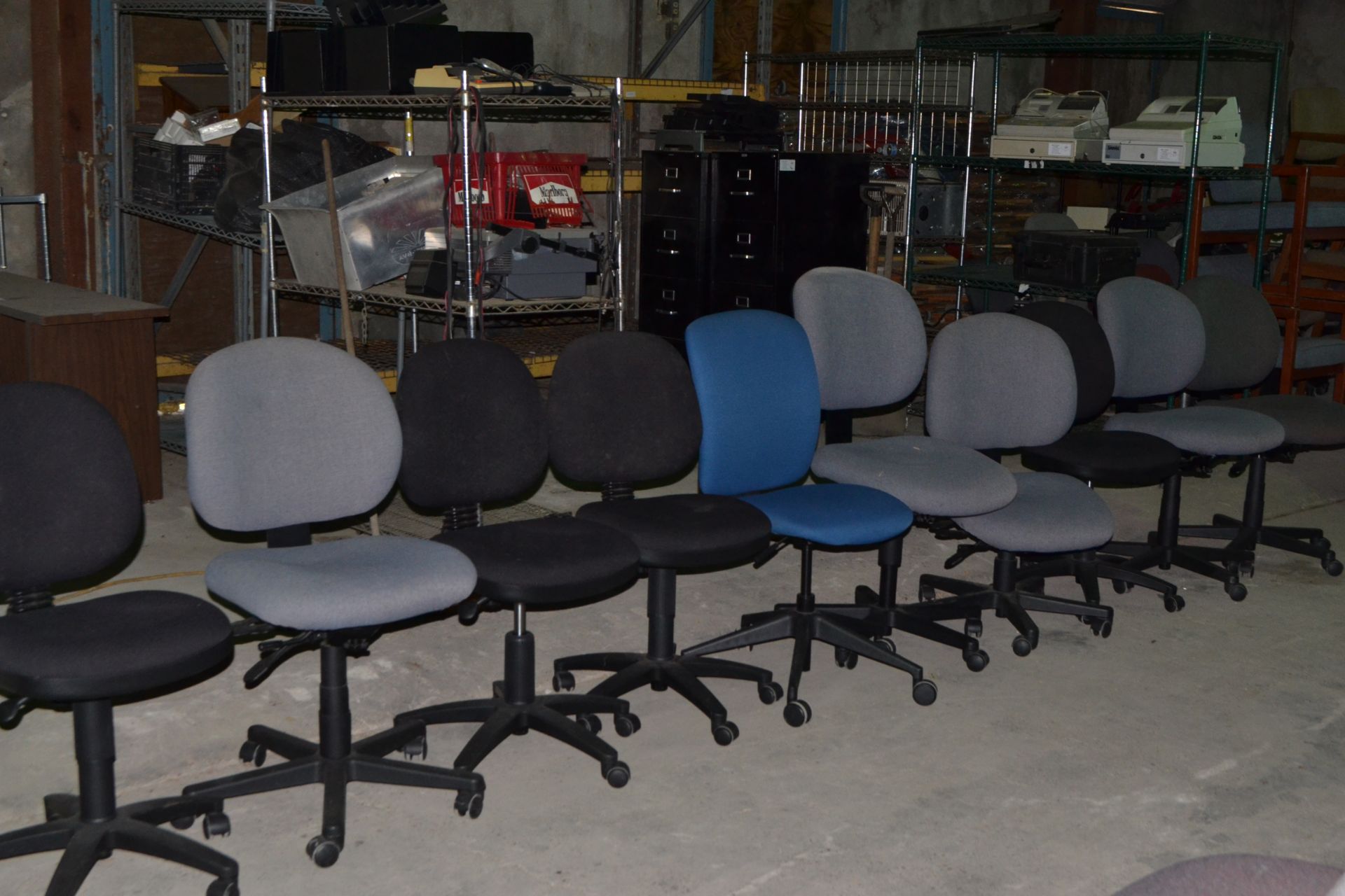 (10) Rolling Office chairs