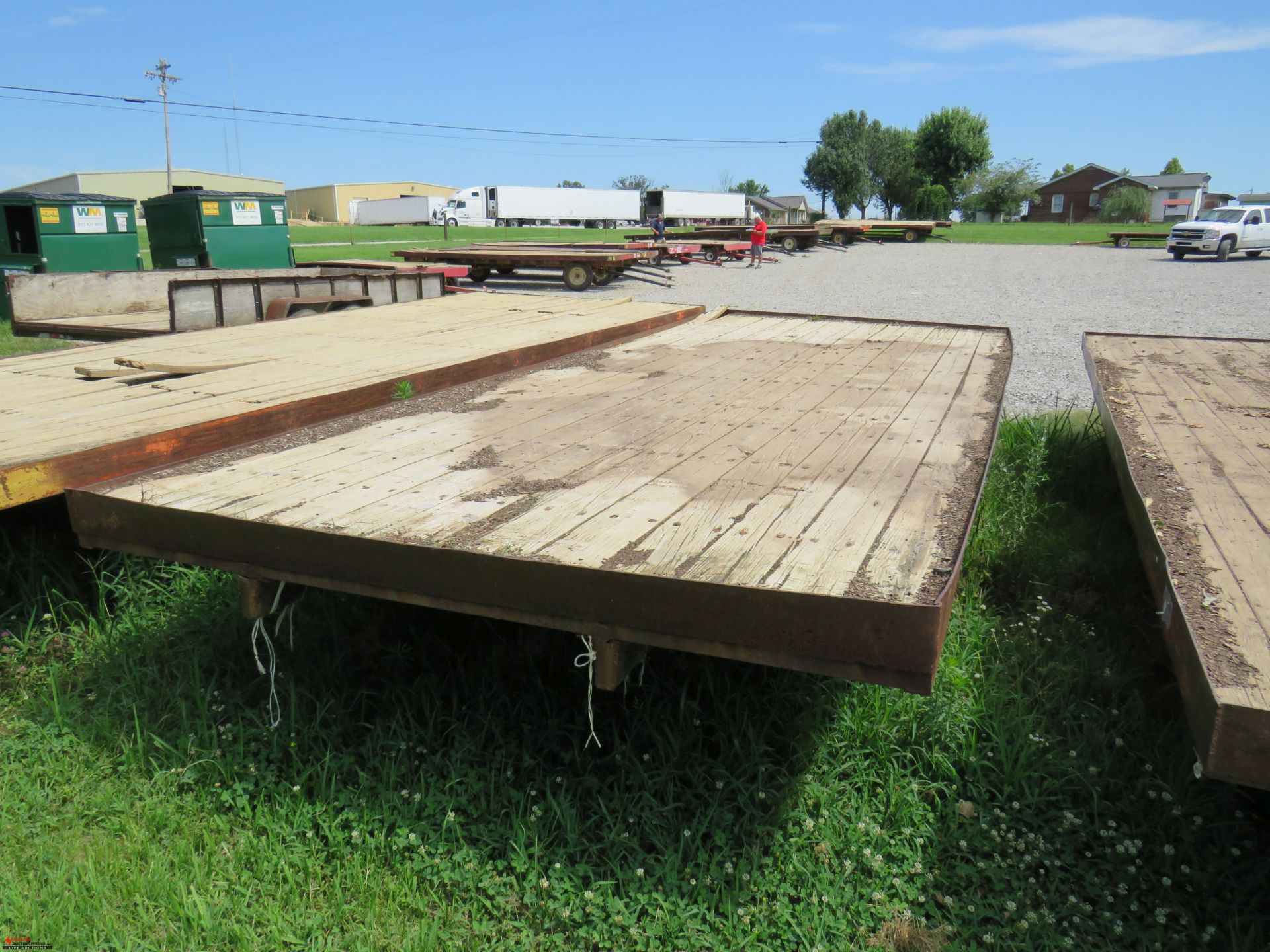 KNOWLES FLAT BED WAGON, 20', TIE ROD STEERING, PIN HITCH - Image 2 of 2