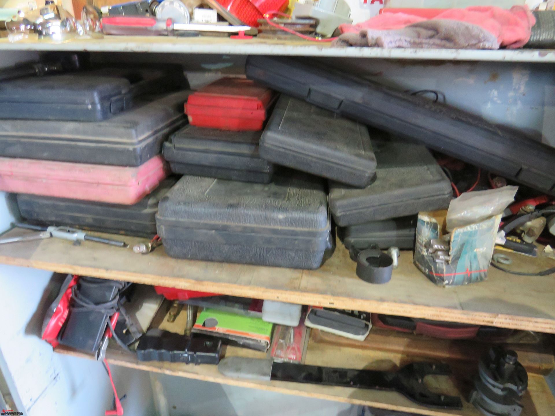 METAL CABINET WITH ASSORTED SPECIALTY TOOLS INCLUDING METERS, TORQUE WRENCH, BATTERY CHARGER, AND - Image 3 of 4