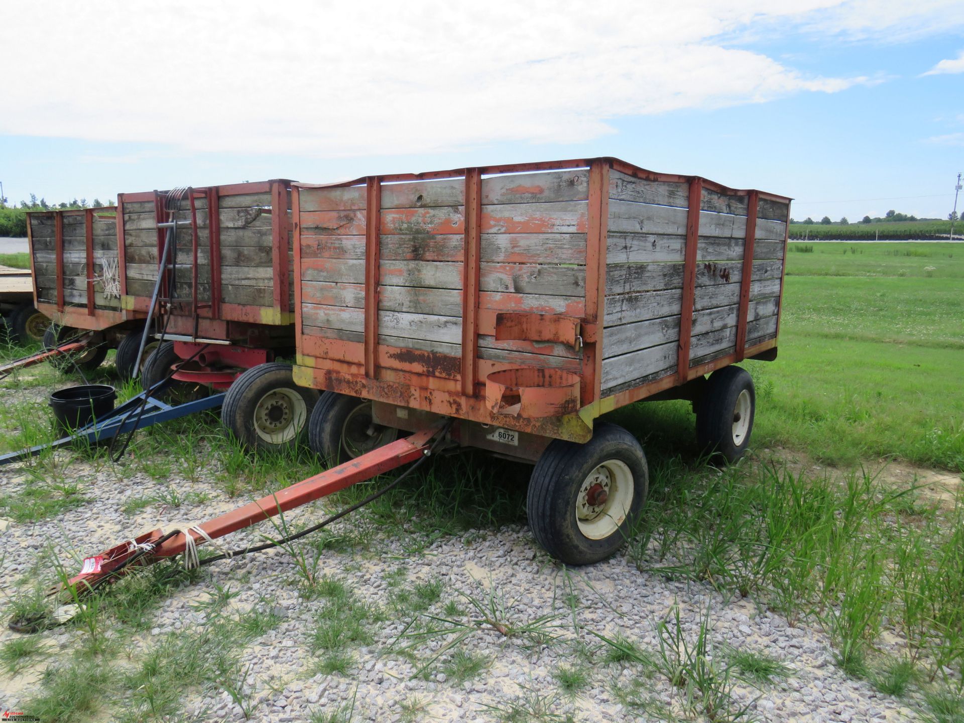 HYDRAULIC DUMP TRAILER, 10', PIN HITCH