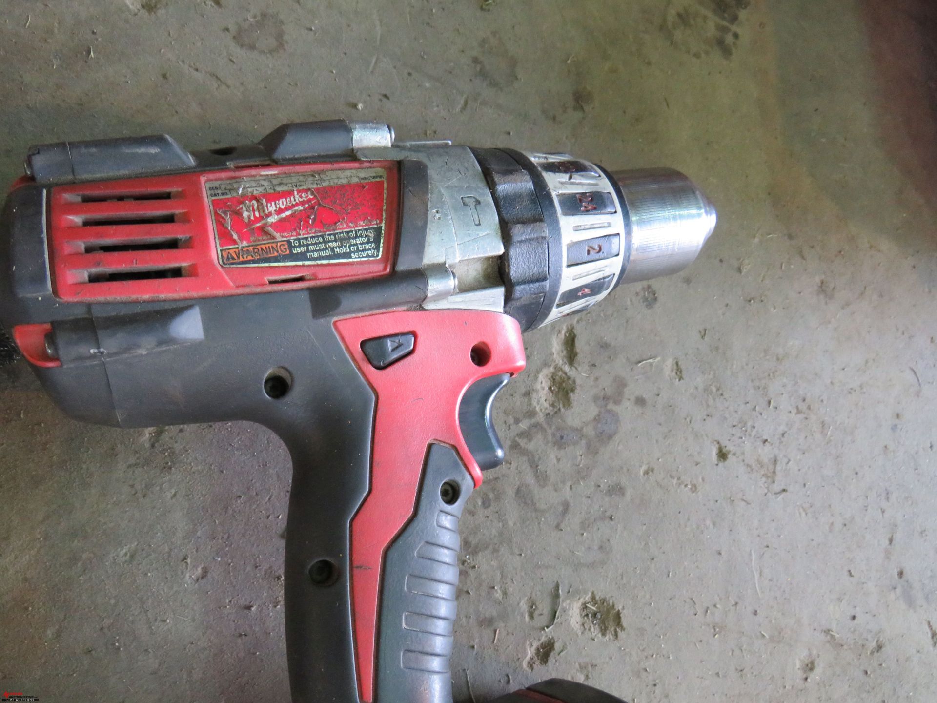 MILWAUKEE CORDLESS DRILLS (2), 18v, WITH CHARGER - Image 3 of 4