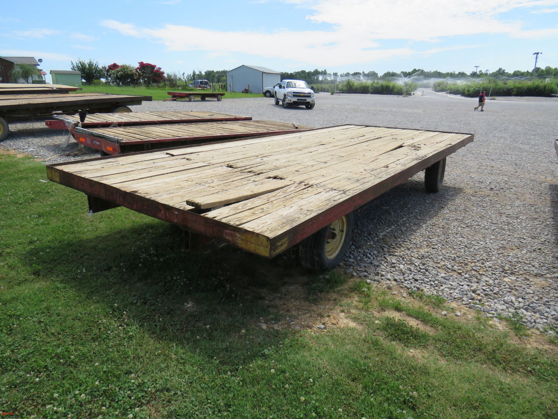 KNOWLES FLAT BED WAGON, 20', TIE ROD STYLE STEERING, PIN HITCH - Image 2 of 3