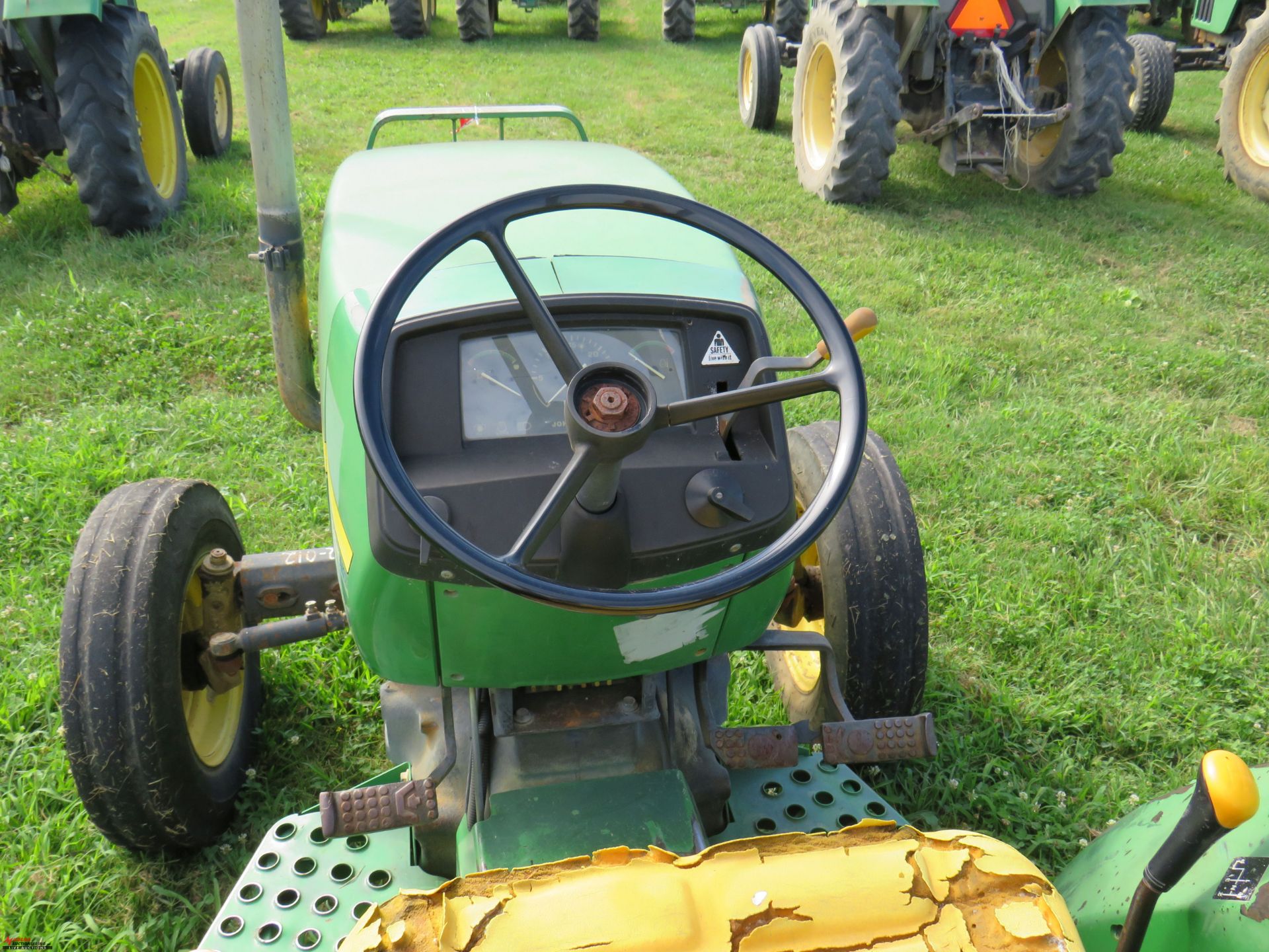 1999 JOHN DEERE 5210 TRACTOR, 3PT, PTO, 16.9-24 REAR TIRES, HOURS NOT AVAILABLE ON THIS UNIT, S/N - Image 6 of 7