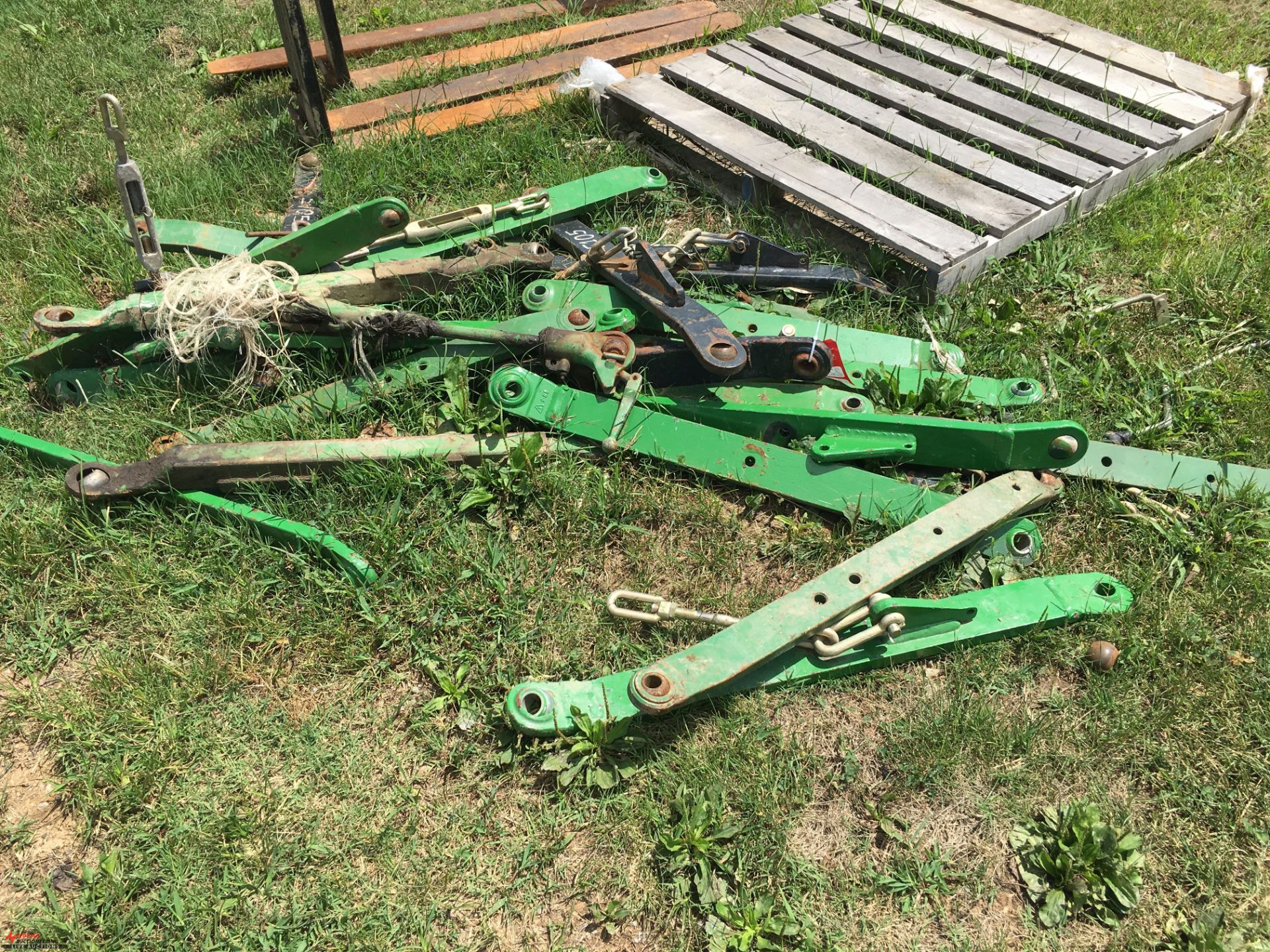 ASSORTED LIFT ARMS FOR TRACTORS - Image 2 of 2