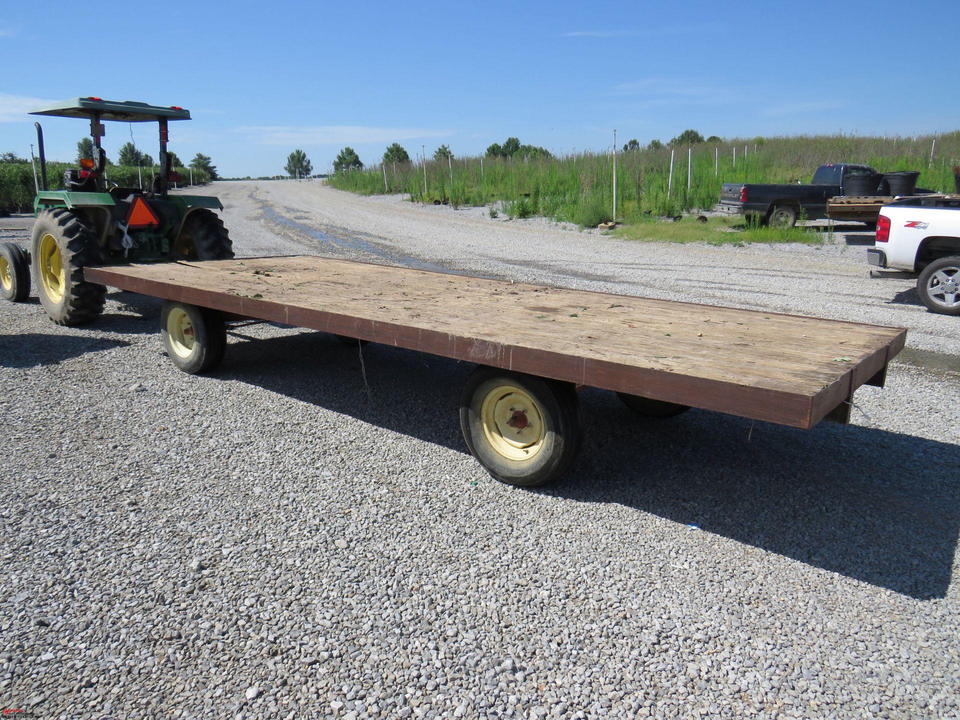 KNOWLES 20' FLAT BED WAGON, FIFTH WHEEL STEERING, PIN HITCH - Image 3 of 6