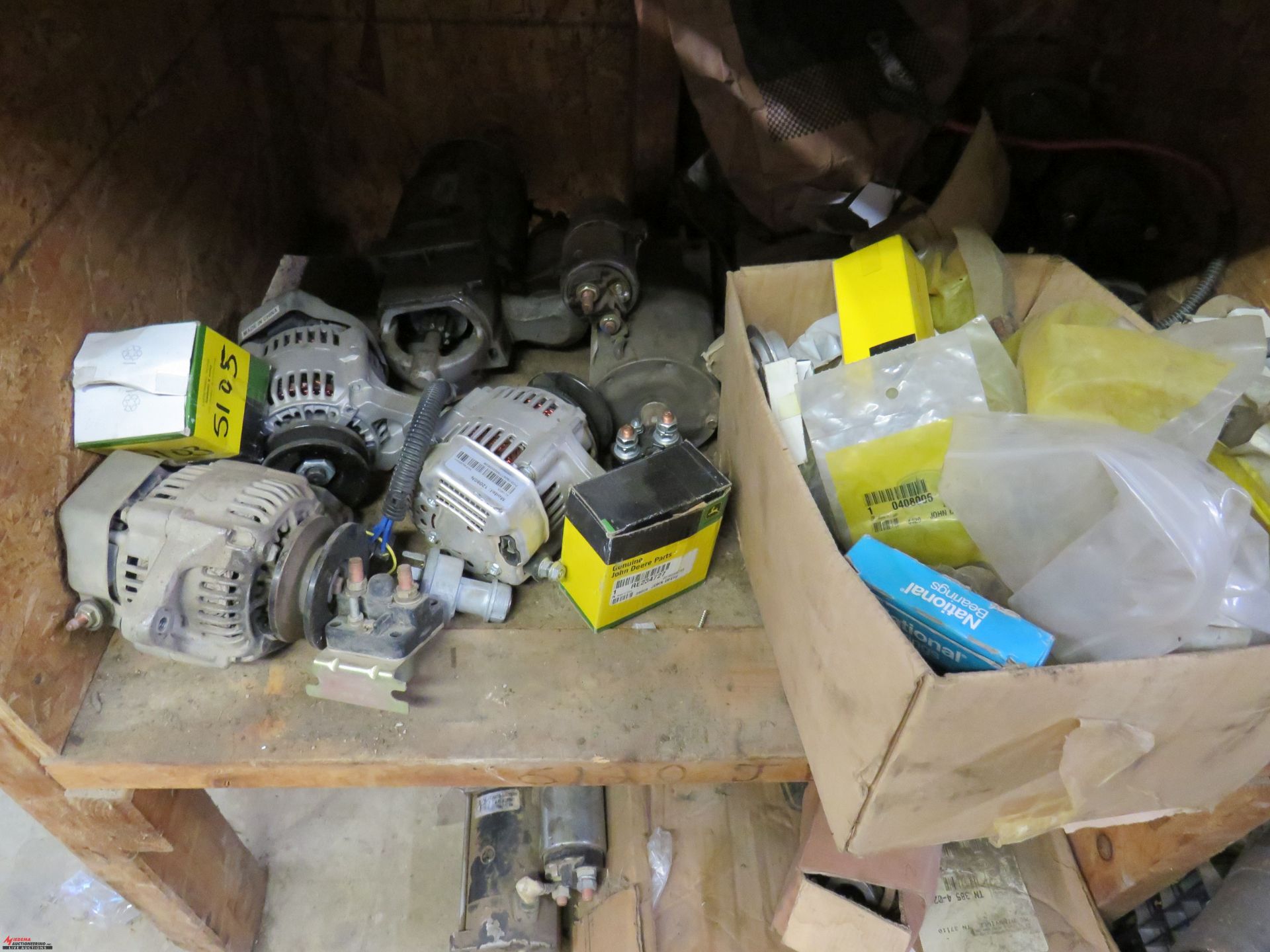 ASSORTED JOHN DEERE PARTS, TO INCLUDE CLUTCHES, CYLINDER HEAD, ALTERNATORS, AND MORE - Image 5 of 7