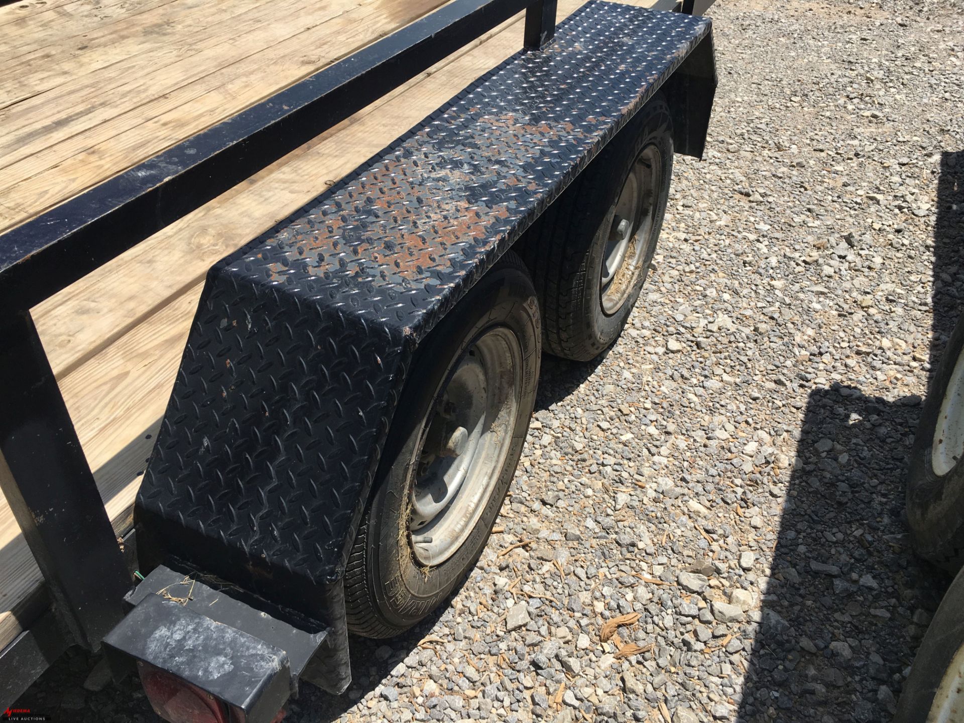 16' TRAILER, WITH WOOD DECK, FOLD DOWN RAMPS, CUSTOM BUILT BY FARM, DOES NOT SELL WITH - Image 5 of 7