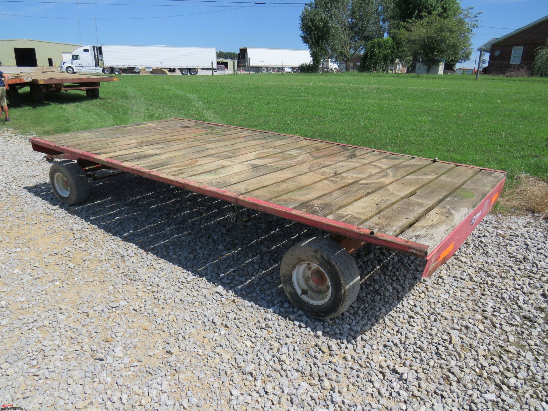 EZ TRAIL FLAT BED TRAILER, 15', PIN HITCH, SMALL TIRES - Image 4 of 6