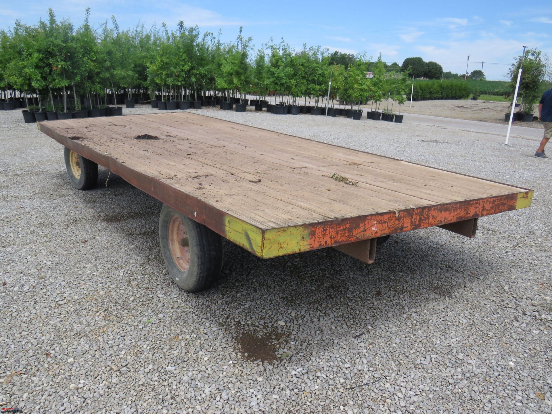 KNOWLES FLAT BED WAGON, 20', TIE ROD STEERING, PIN HITCH - Image 2 of 3