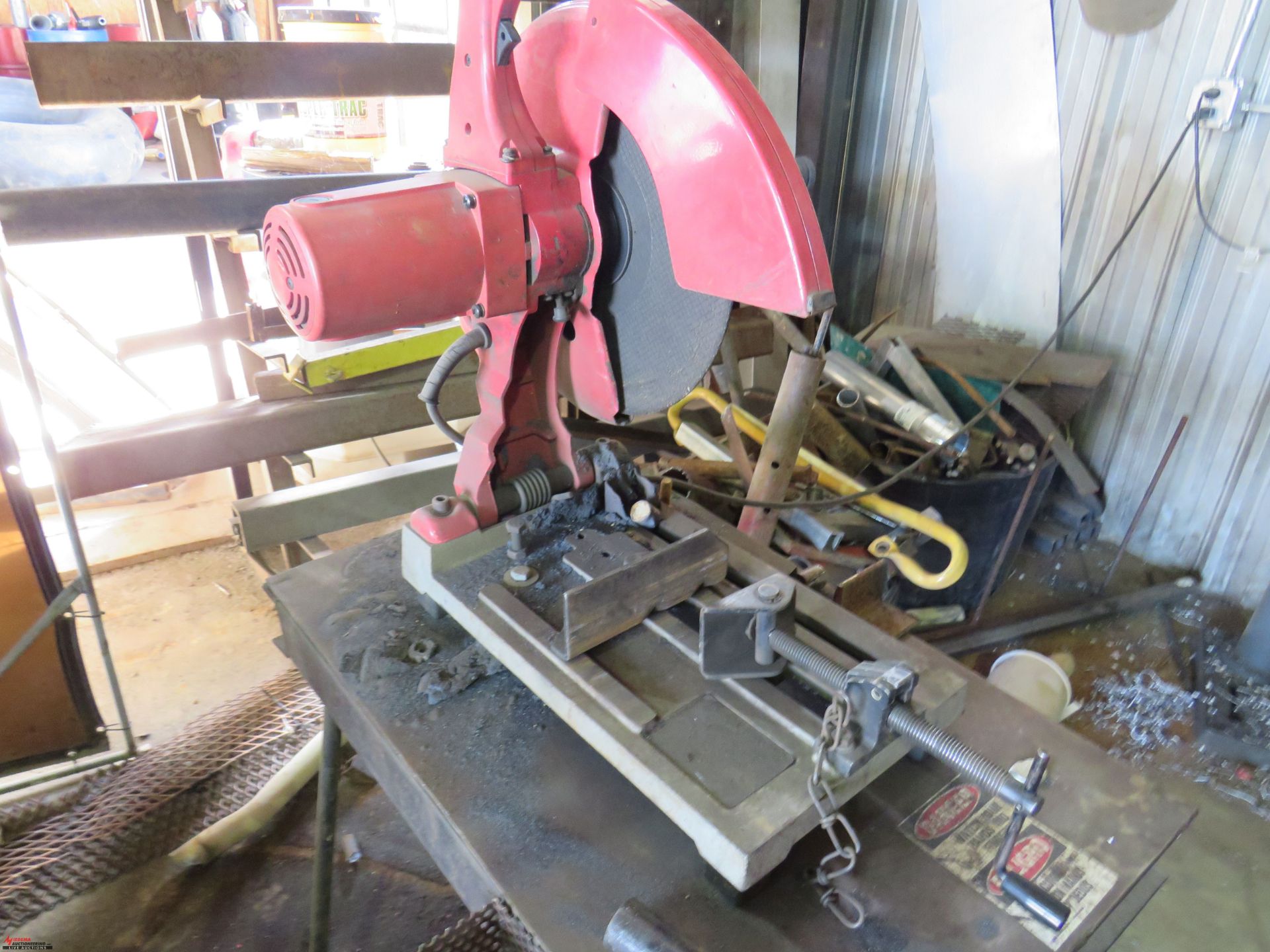 MILWAUKEE 14'' CUT OFF SAW WITH METAL STAND - Image 4 of 4