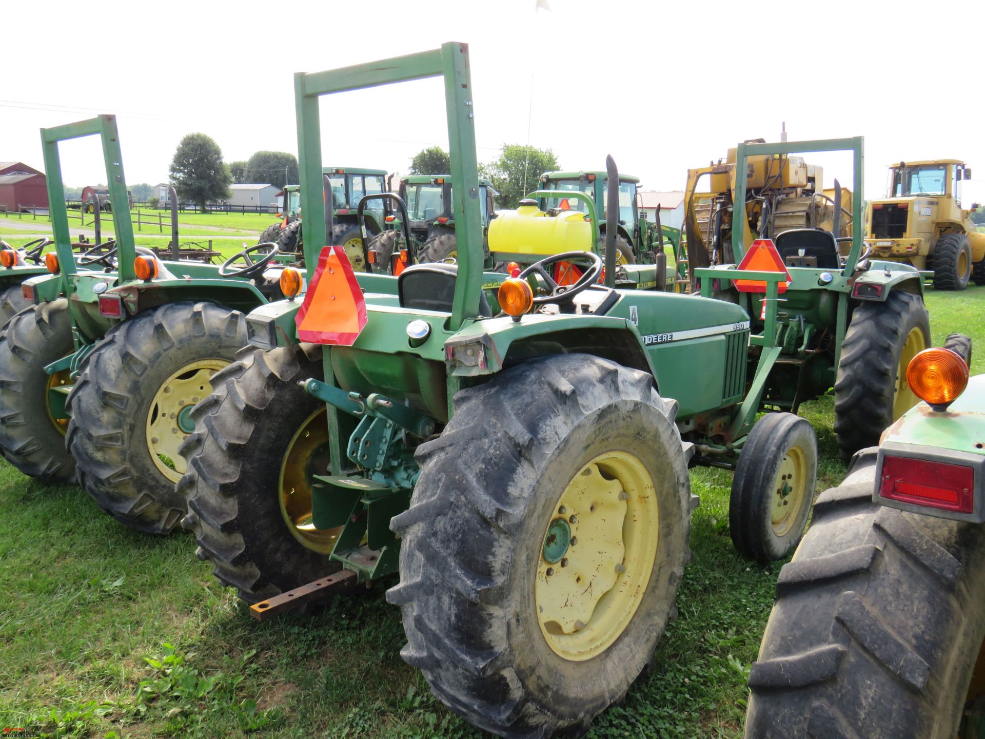 2001 JOHN DEERE 990 TRACTOR, PTO, NO 3PT ARMS, 14.9-24 TIRES, 5555 HOURS SHOWING (HOURS SUBJECT TO - Image 3 of 8