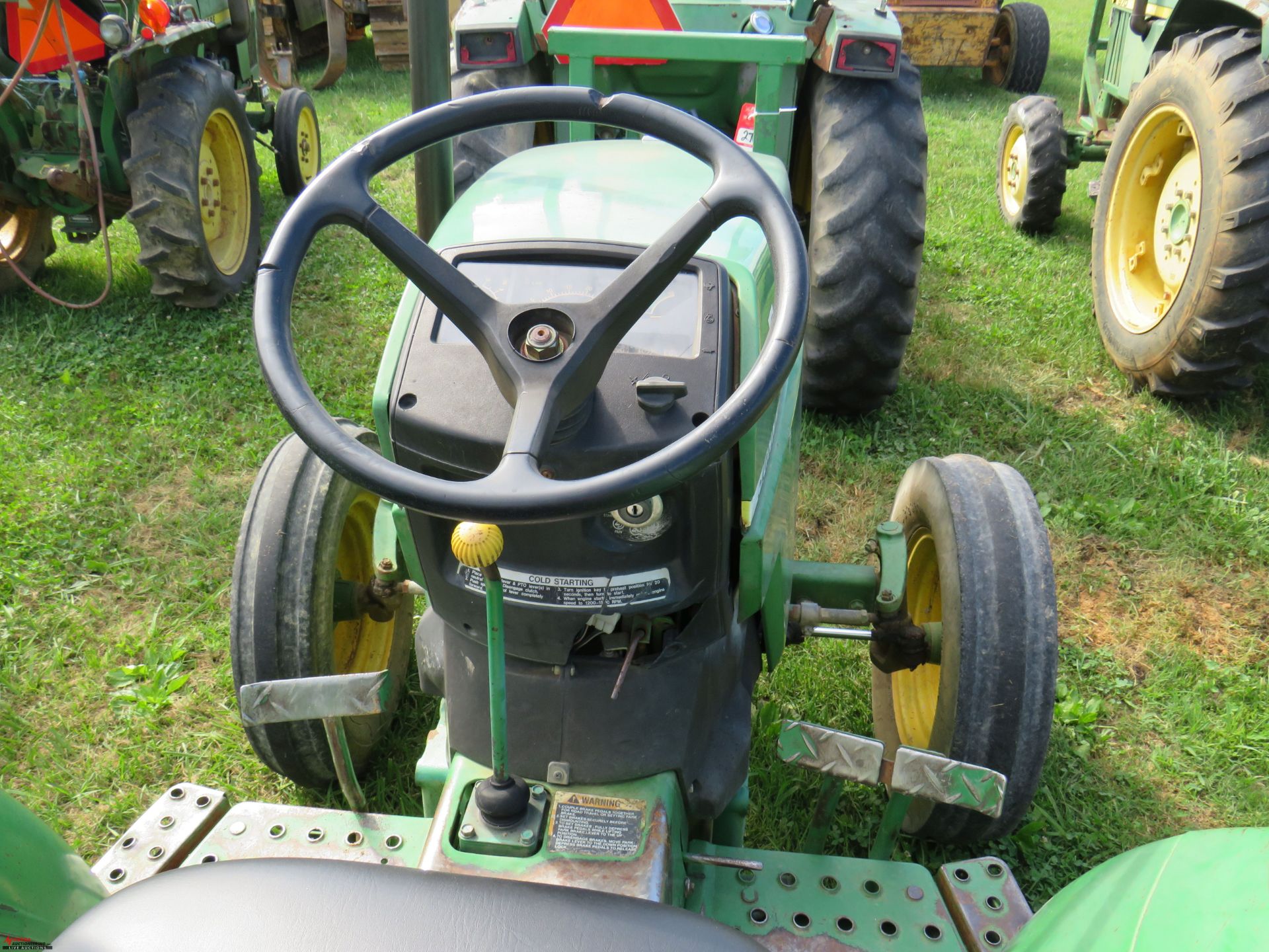 2001 JOHN DEERE 990 TRACTOR, PTO, NO 3PT ARMS, 14.9-24 TIRES, 5555 HOURS SHOWING (HOURS SUBJECT TO - Image 6 of 8